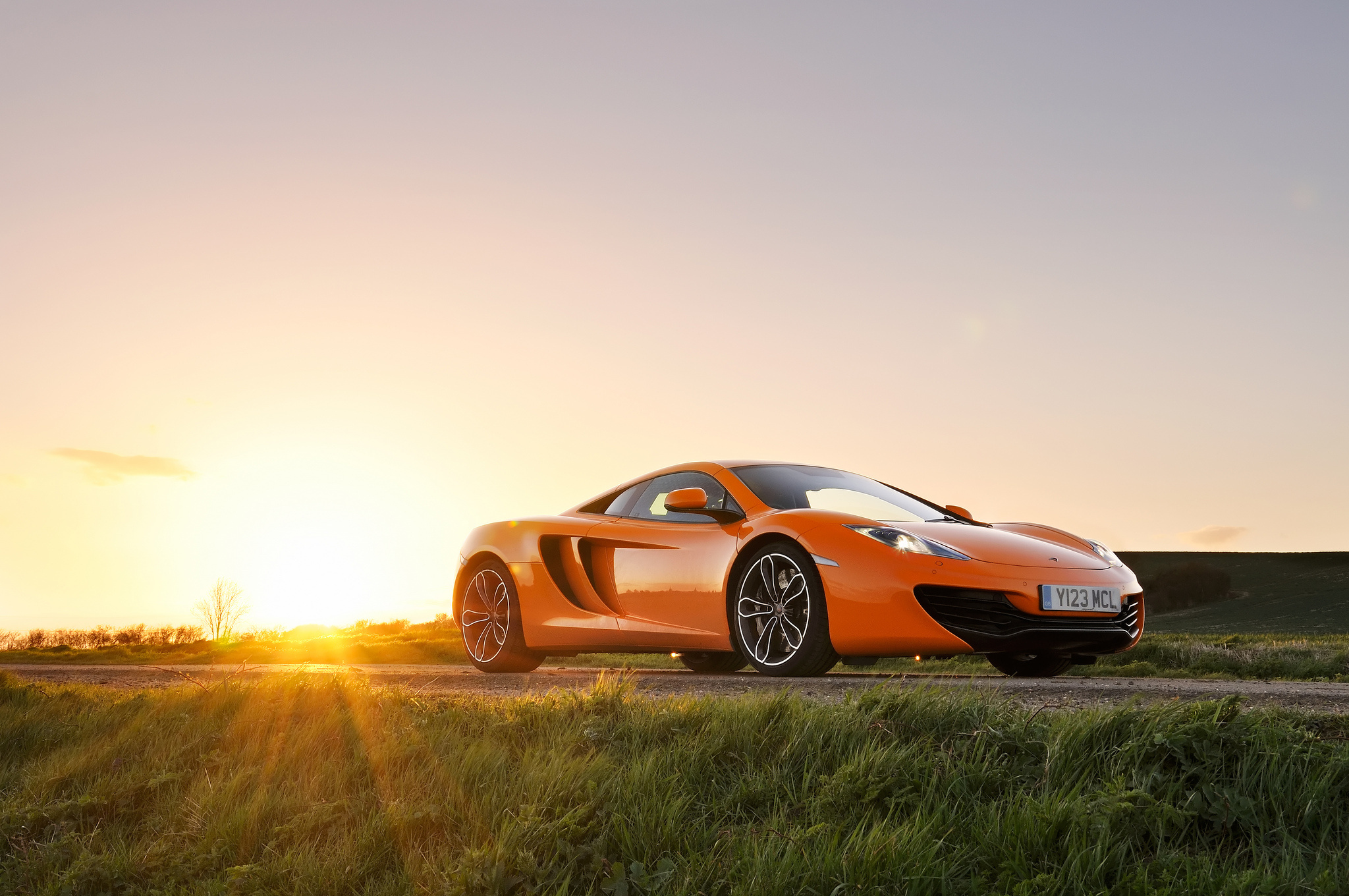 McLaren 12C, Free download, High-performance car, Automotive excellence, 2050x1360 HD Desktop