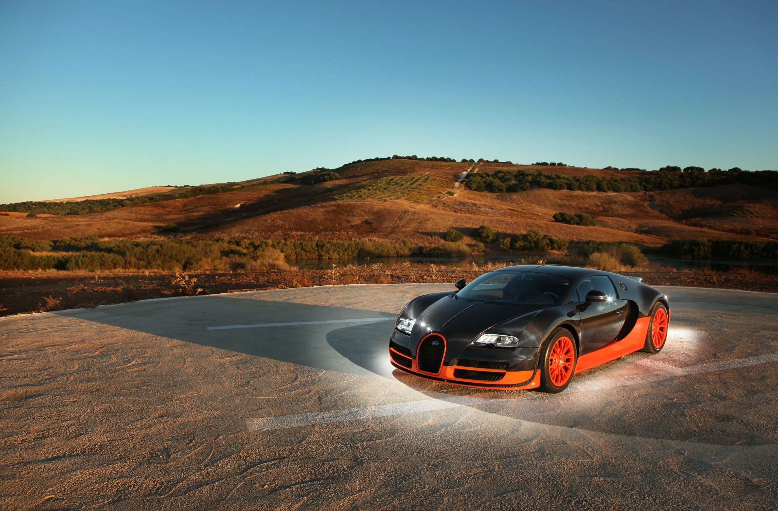 Bugatti Veyron, Luxury car, 2560x1690 HD Desktop