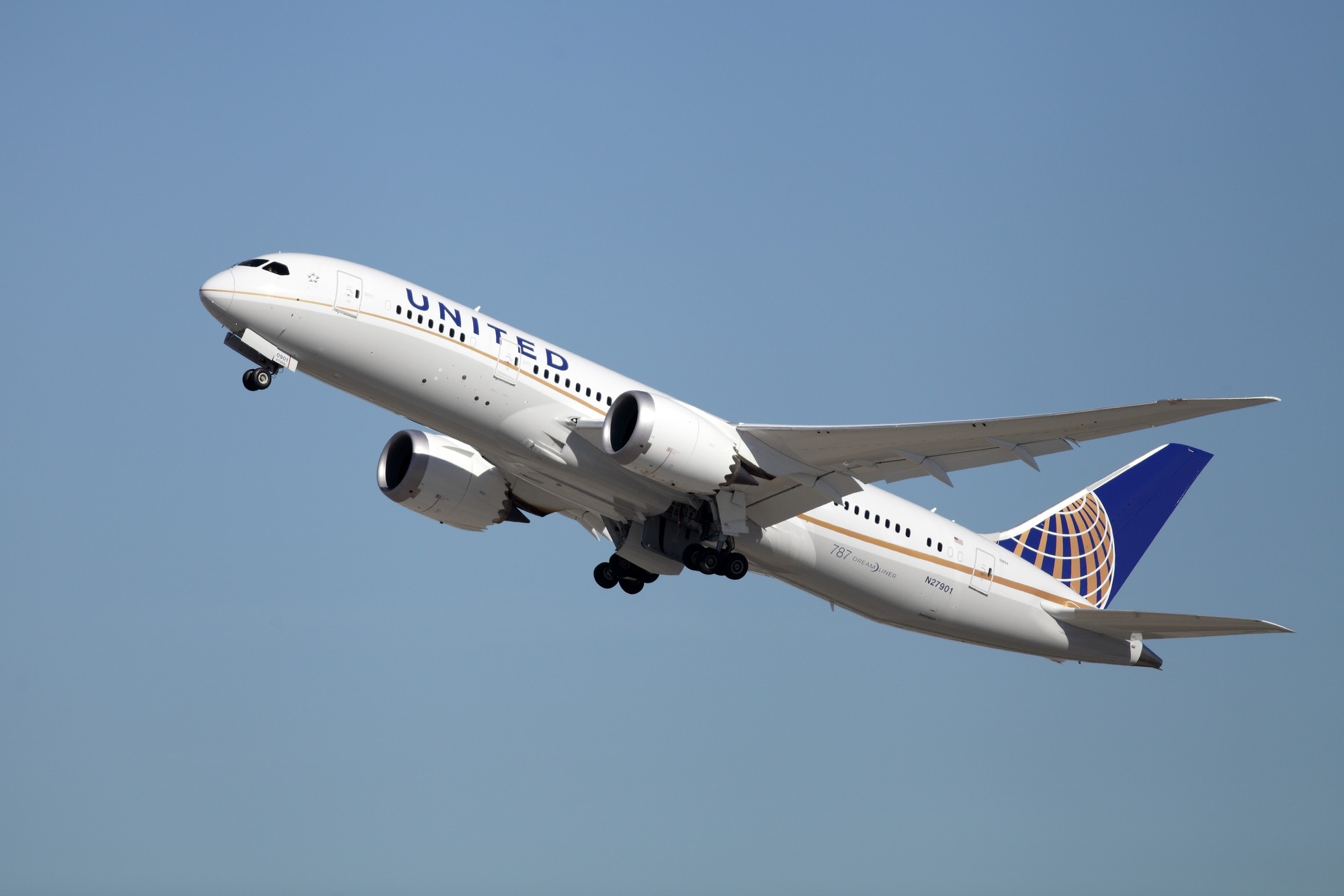 United Airlines, Class action lawsuit, Misleading travel insurance, 2000x1340 HD Desktop