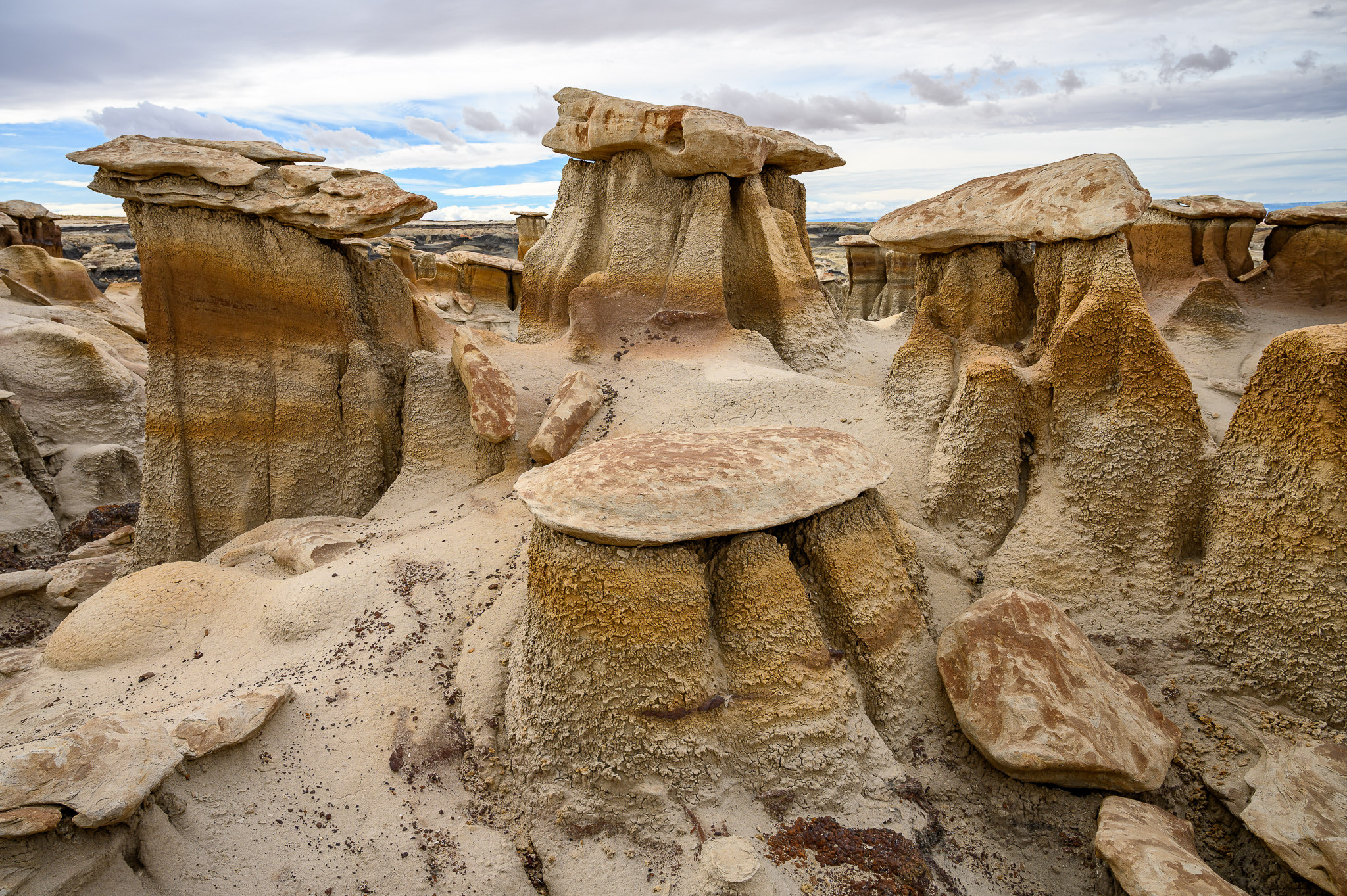 Bisti Badlands, New Mexico, Nikon Z6 II review, Landscape photography, 2050x1370 HD Desktop