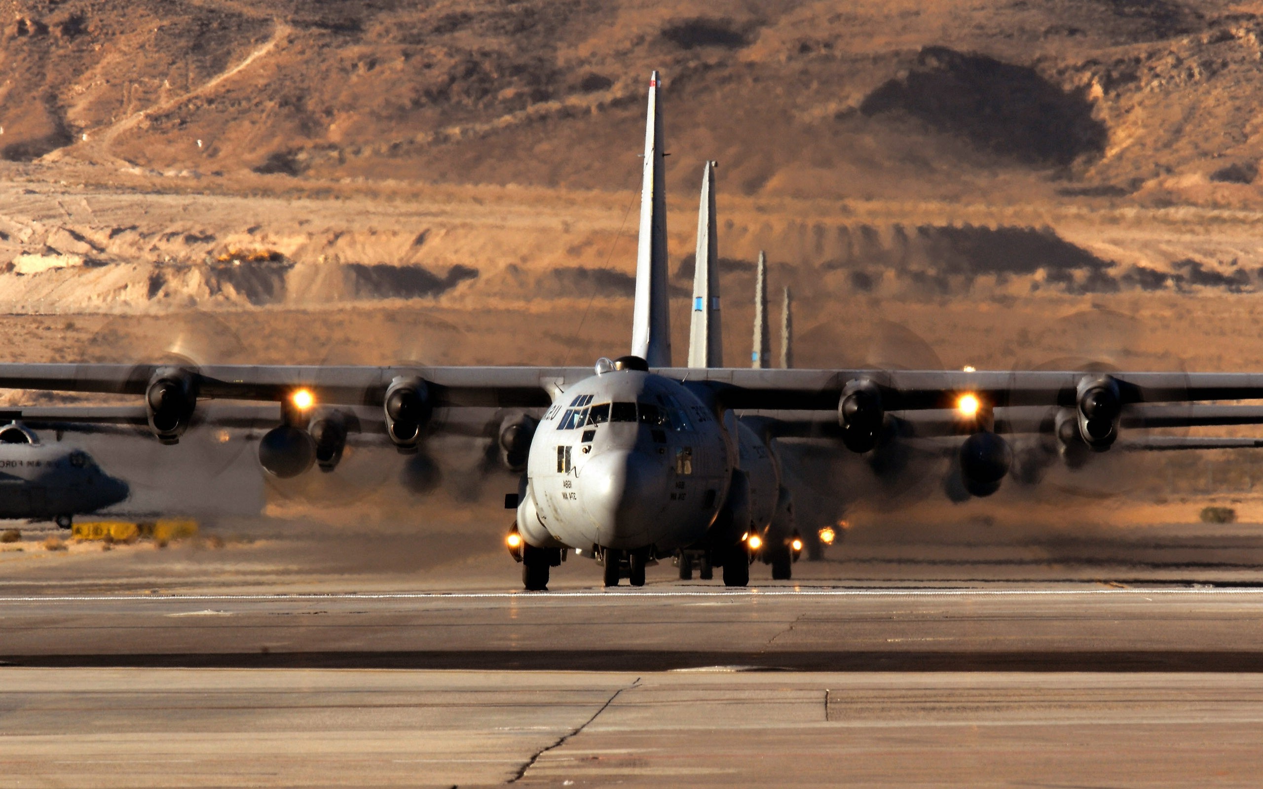 Lockheed C-130 Hercules, Dominating the skies, Mighty military force, Unstoppable aircraft, 2560x1600 HD Desktop