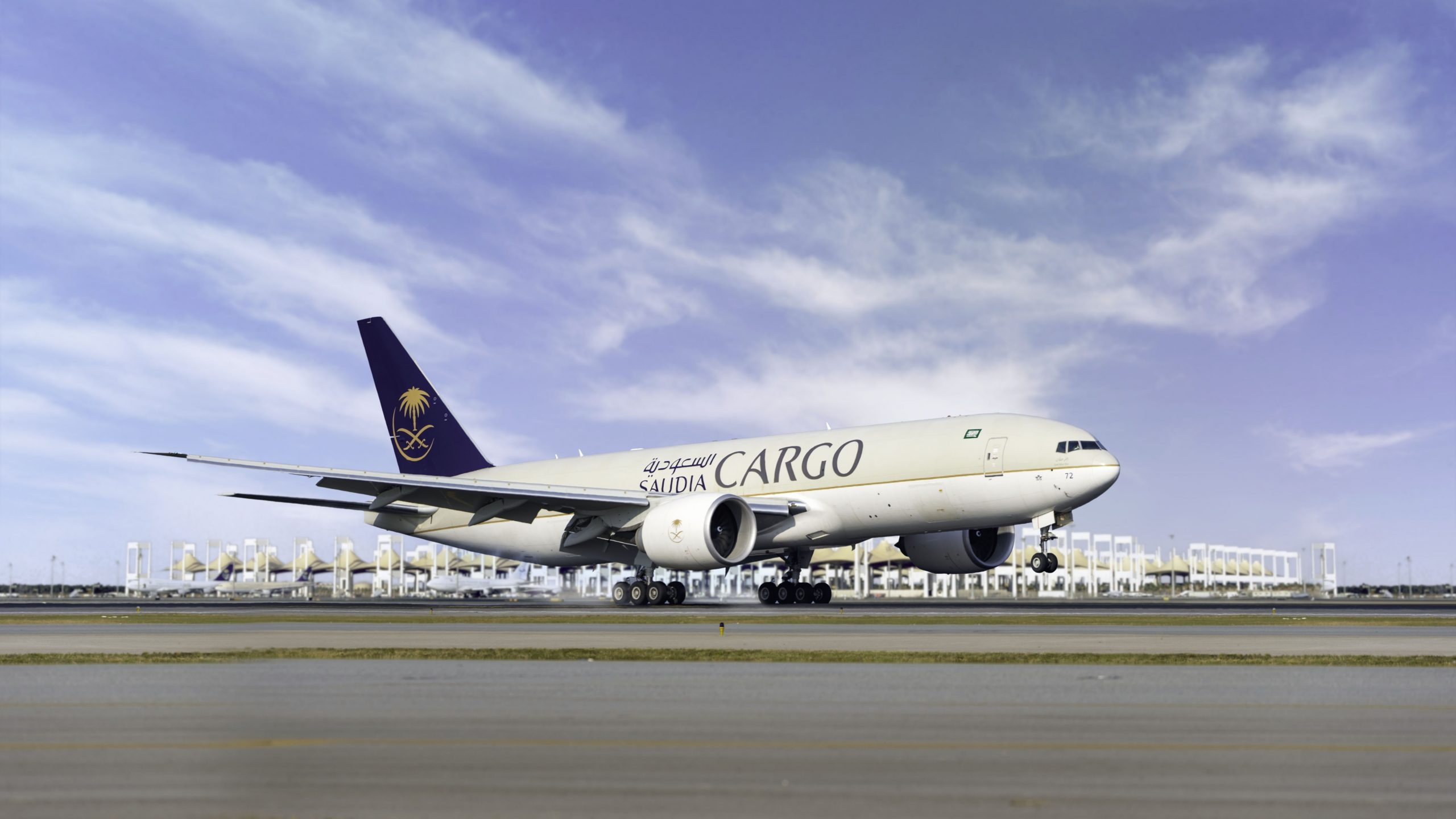 Saudi Arabian Airlines, E-commerce expansion, China-KSA lane, Air cargo, 2560x1440 HD Desktop