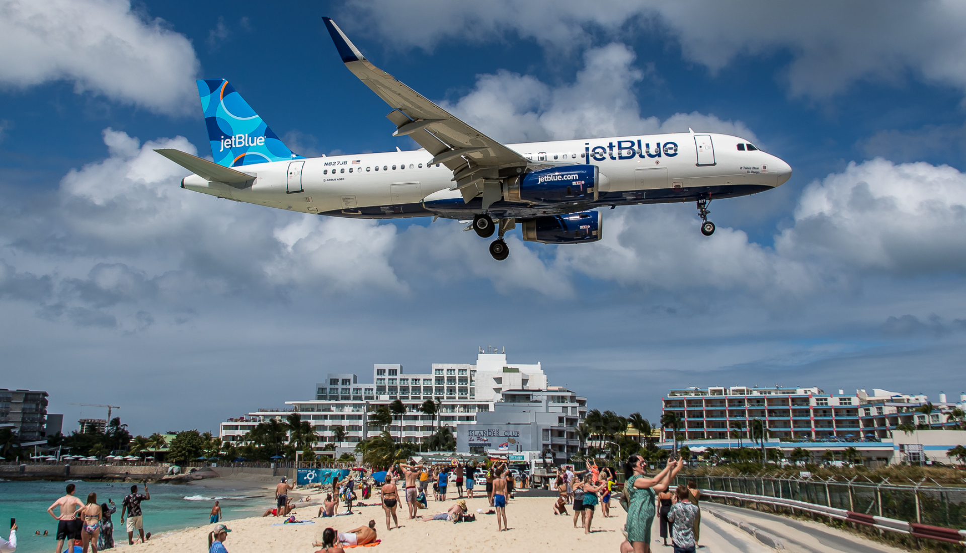 JetBlue Airways, Airbus A320, Caribbean travel, Plane spotting, 1920x1100 HD Desktop