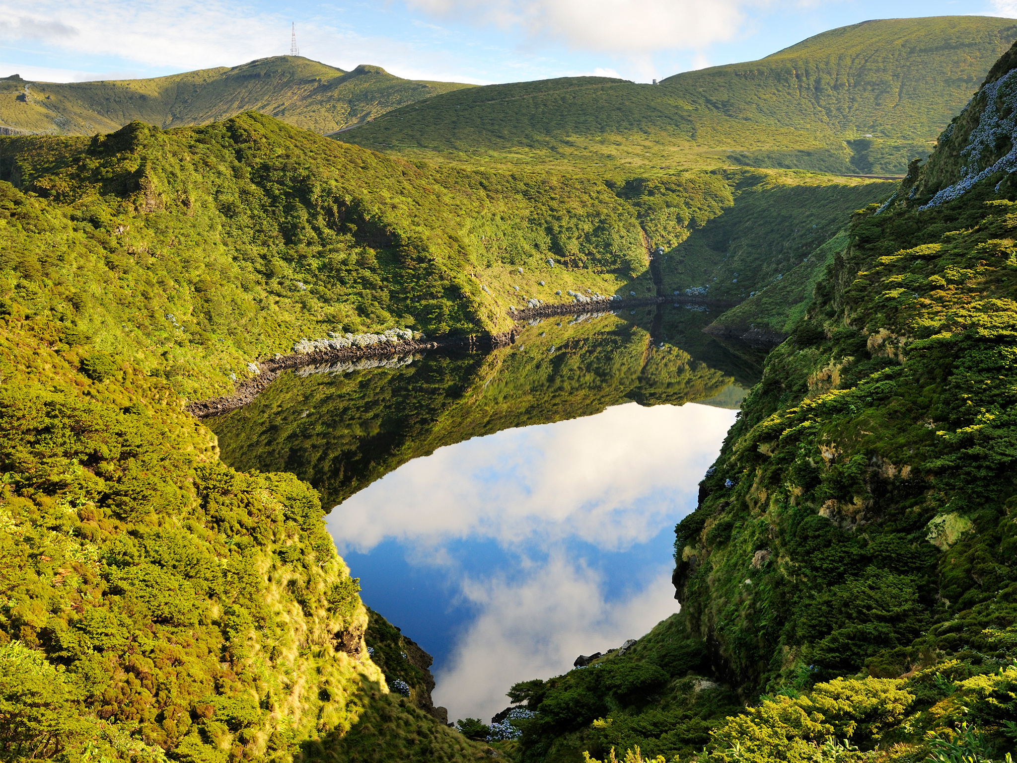 Azores travel guide, Best experiences, Food and rest, Explore and enjoy, 2050x1540 HD Desktop