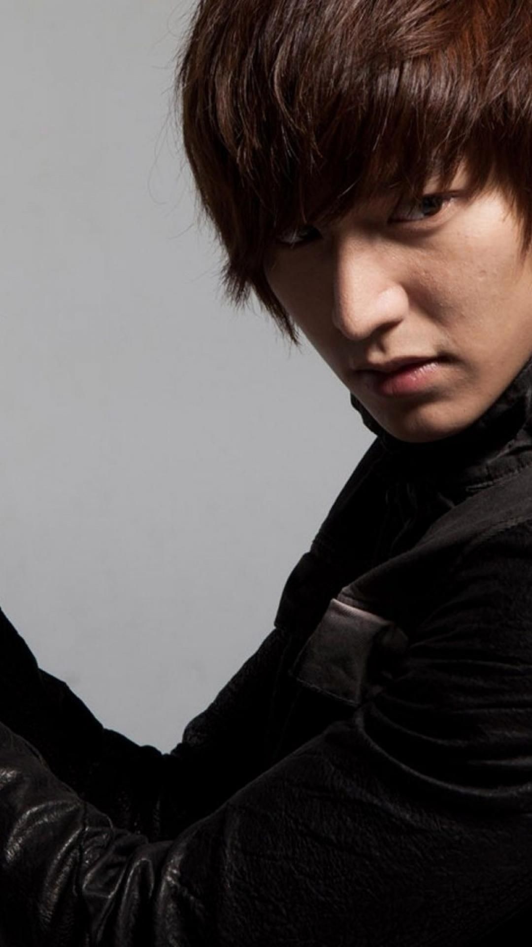 Lee Min-ho: One of the most popular actors not just in Korea but also worldwide. 1080x1920 Full HD Wallpaper.