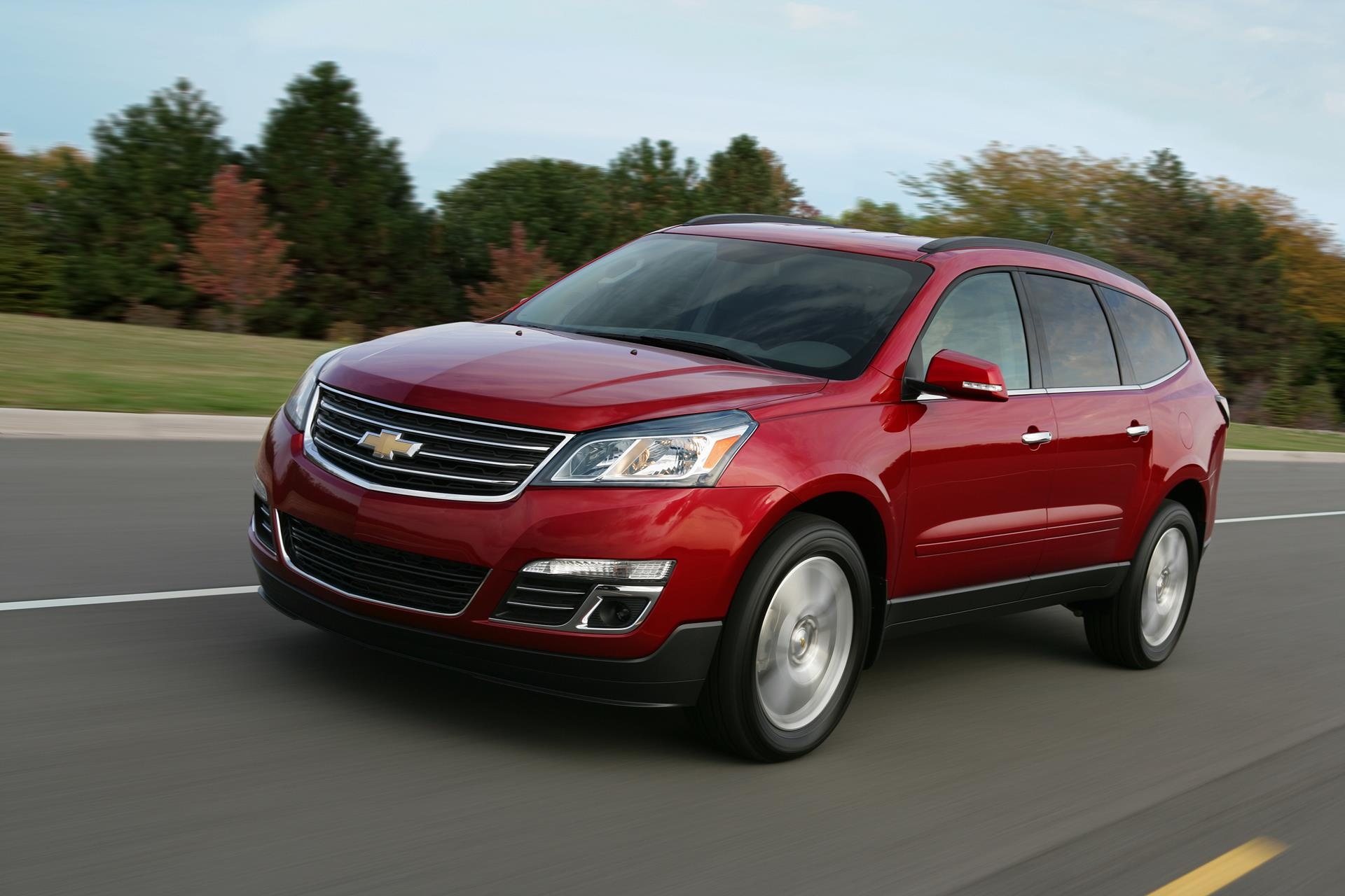 Chevrolet Traverse, Spacious and versatile, High-definition wallpapers, Family-friendly, 1920x1280 HD Desktop