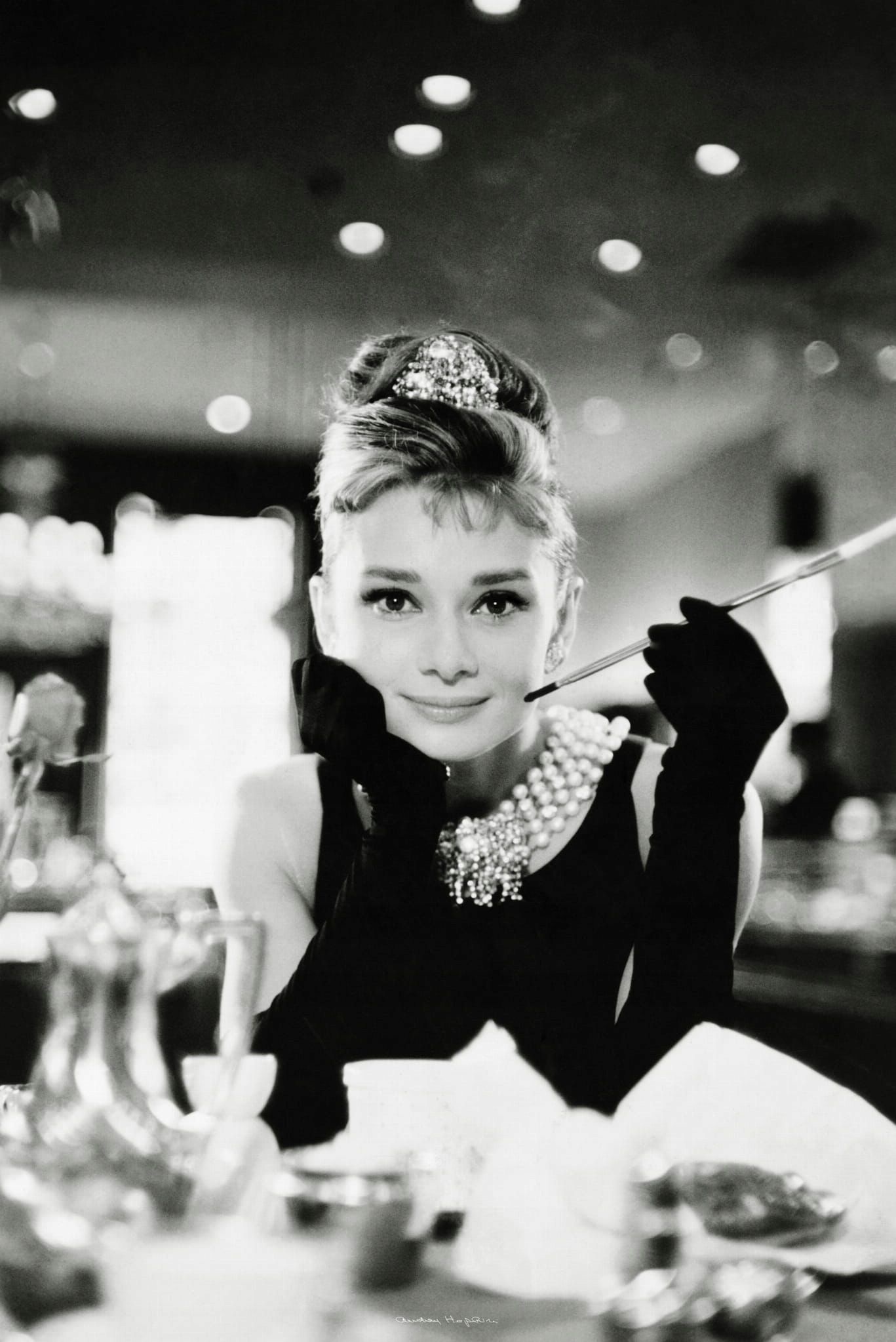 Audrey Hepburn, Poster art, Classic film, Movie icon, 1370x2050 HD Phone