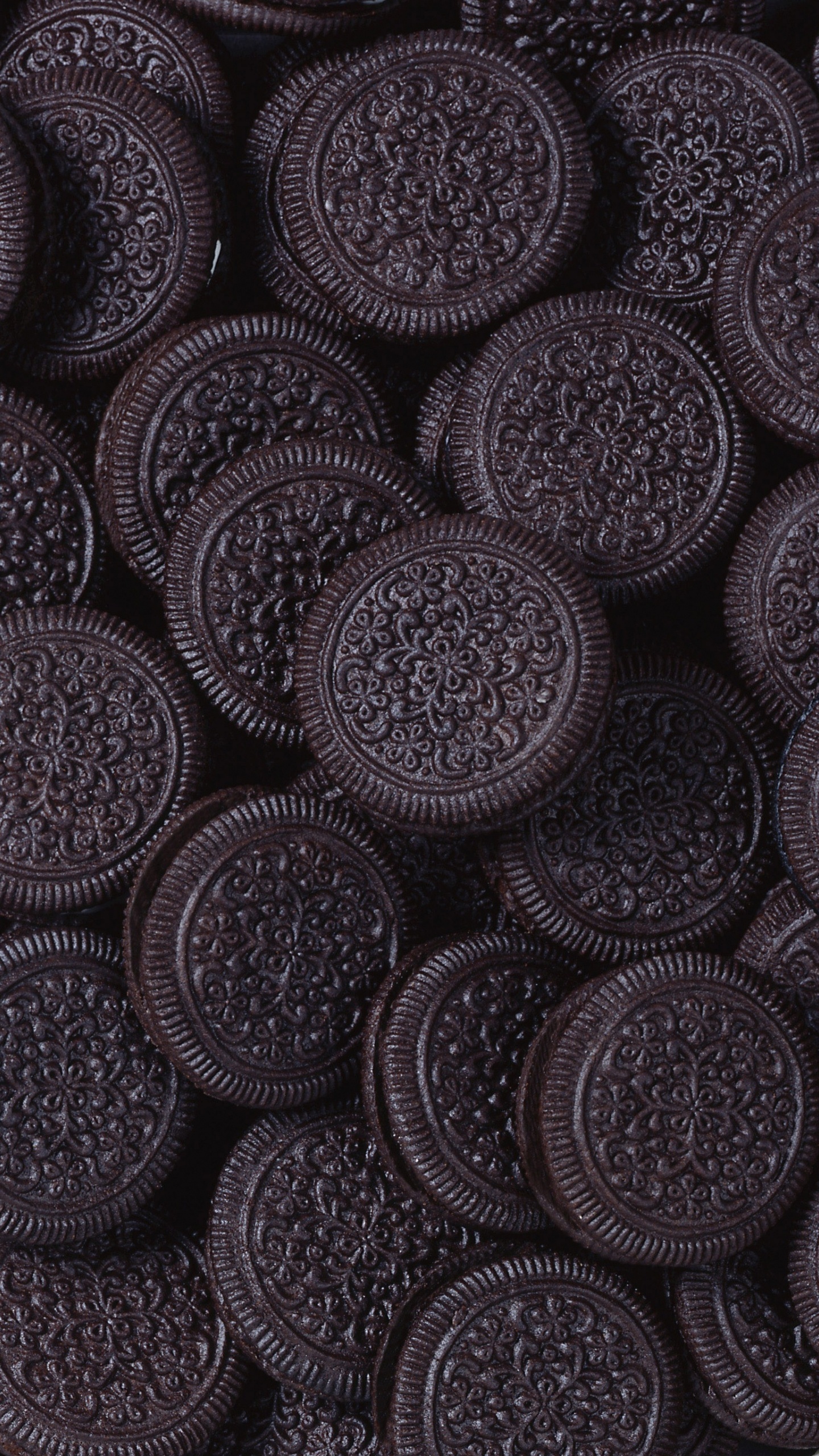 Oreo Cookies: The world's top-selling cookie. 1440x2560 HD Background.