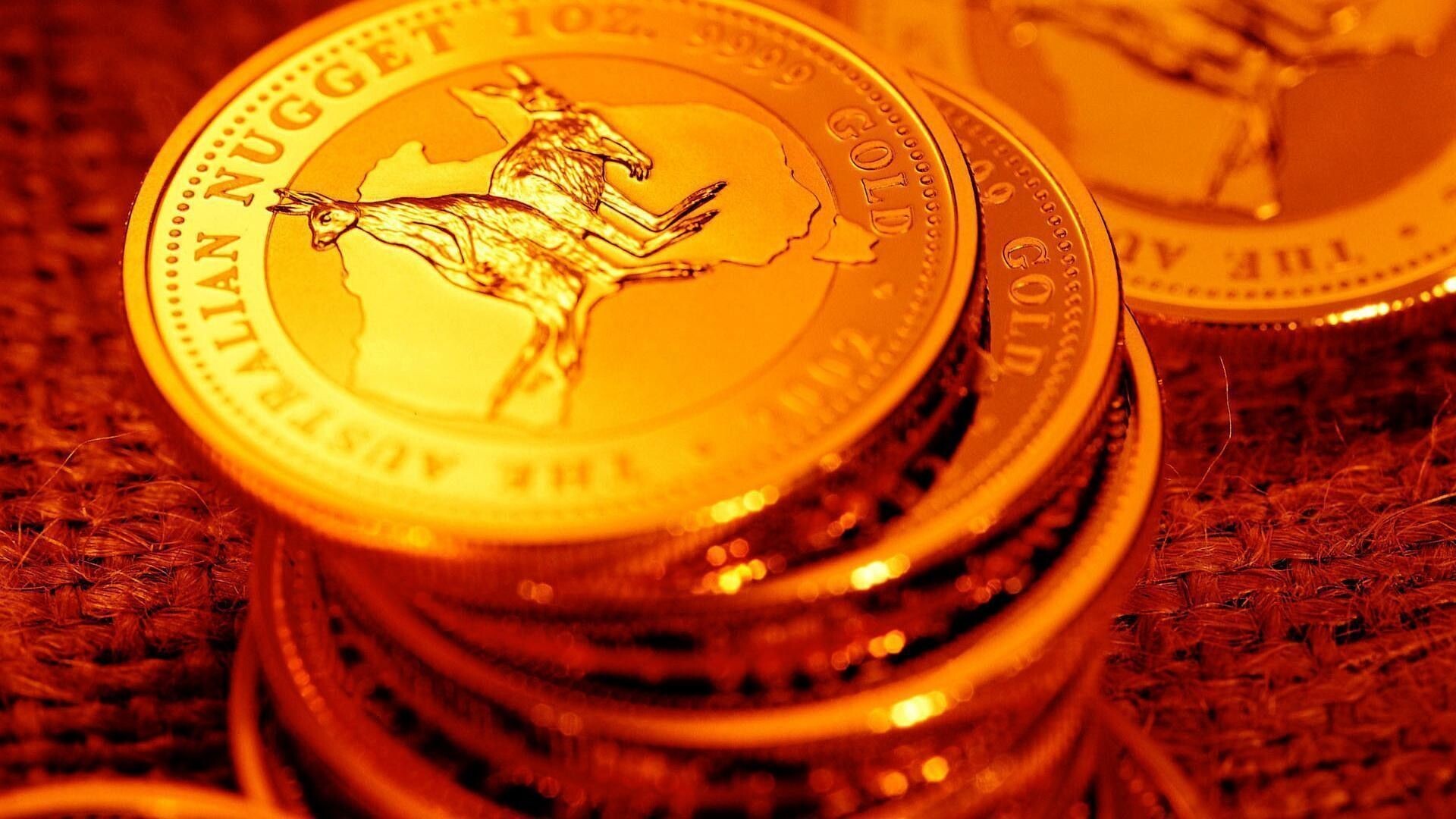 Gold Coins: 10 oz. Australian Gold Nugget (Kangaroo) Bullion Coin, The reverse of the coin, The classic artistry. 1920x1080 Full HD Background.