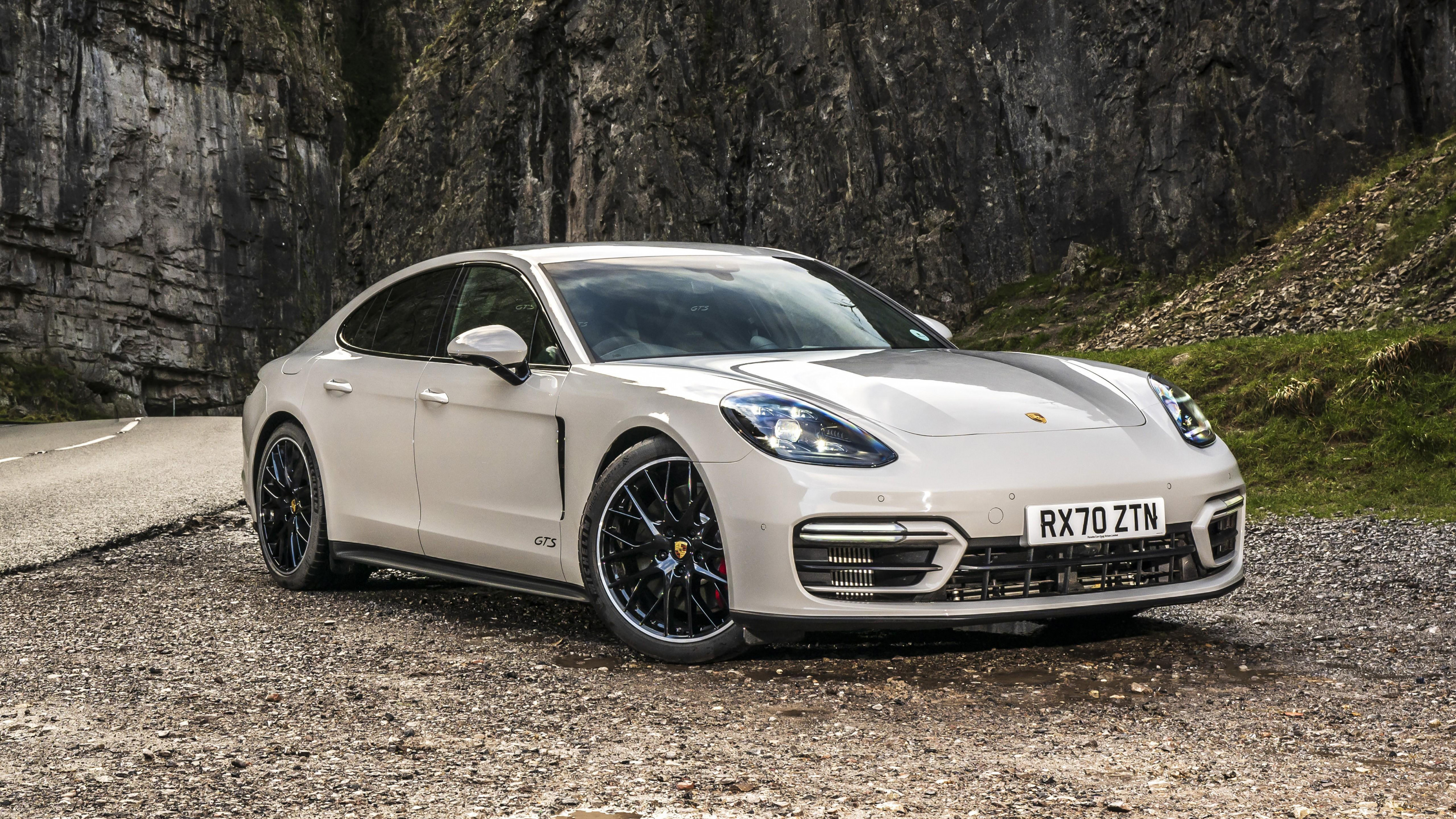 Porsche Panamera GTS 2020, High-resolution desktop wallpaper, Sports car performance, Luxurious aesthetics, 3560x2000 HD Desktop
