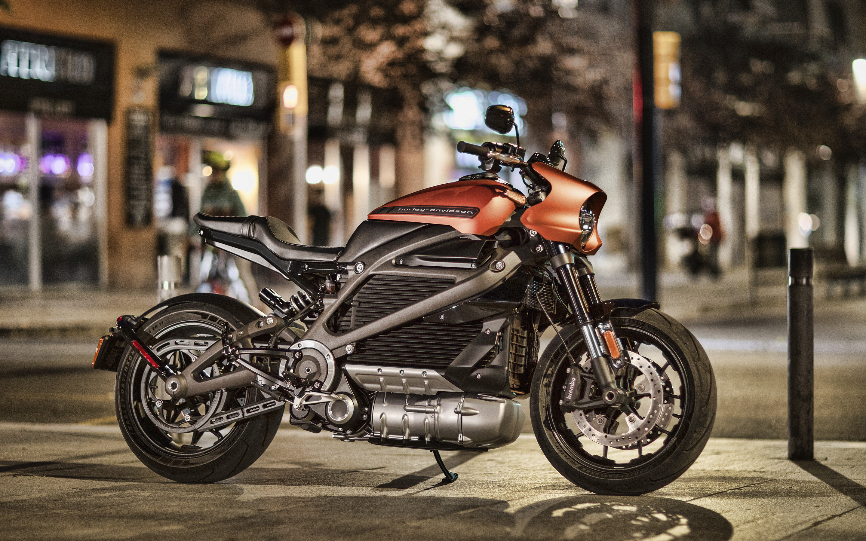 Harley-Davidson Livewire, Street Superbikes, Orange Motorcycle, High Quality, 2880x1800 HD Desktop