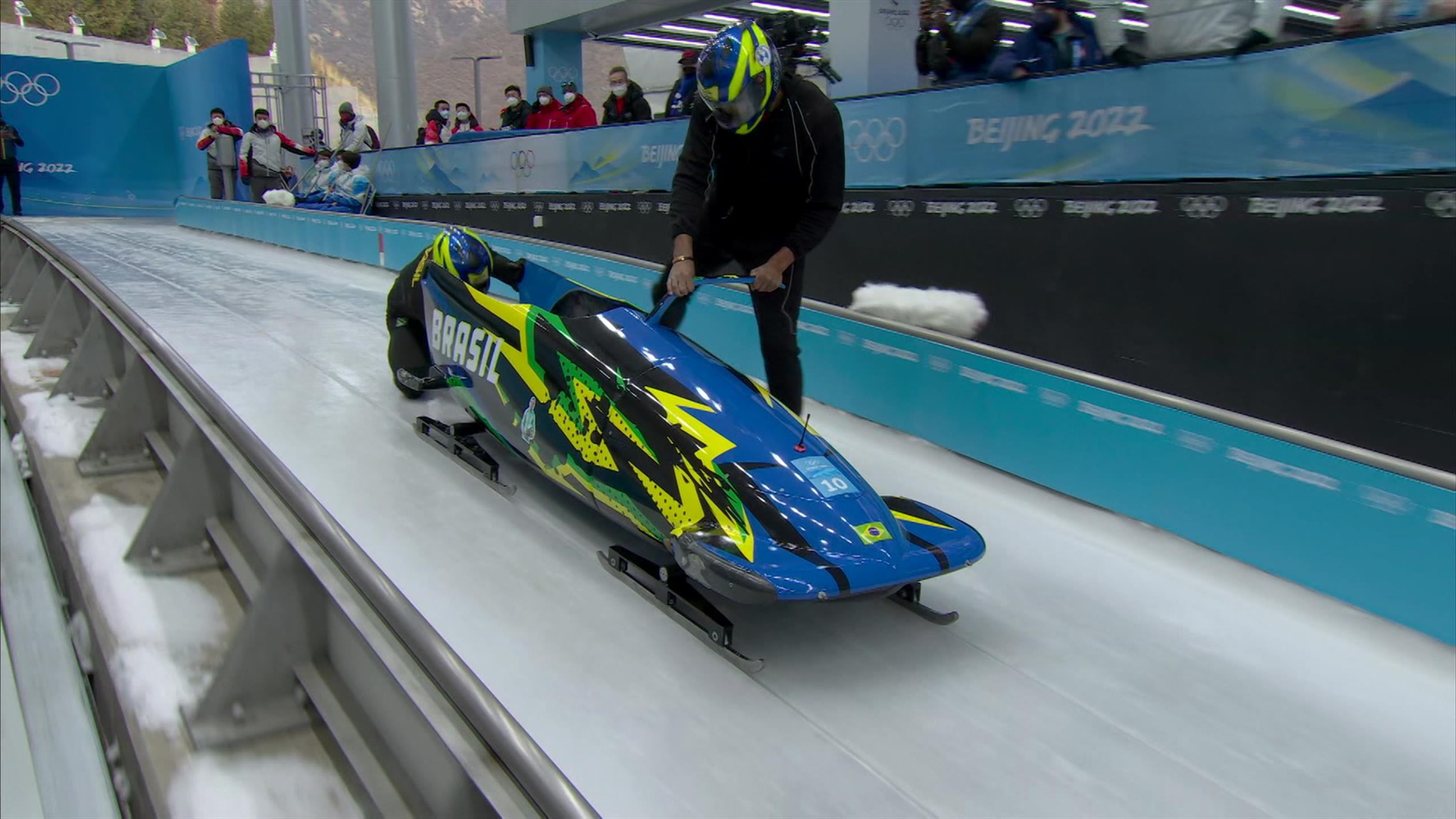 Bobsleigh: The bobsled of Brasil at the 2022 Beijing Winter Olympics. 2560x1440 HD Wallpaper.