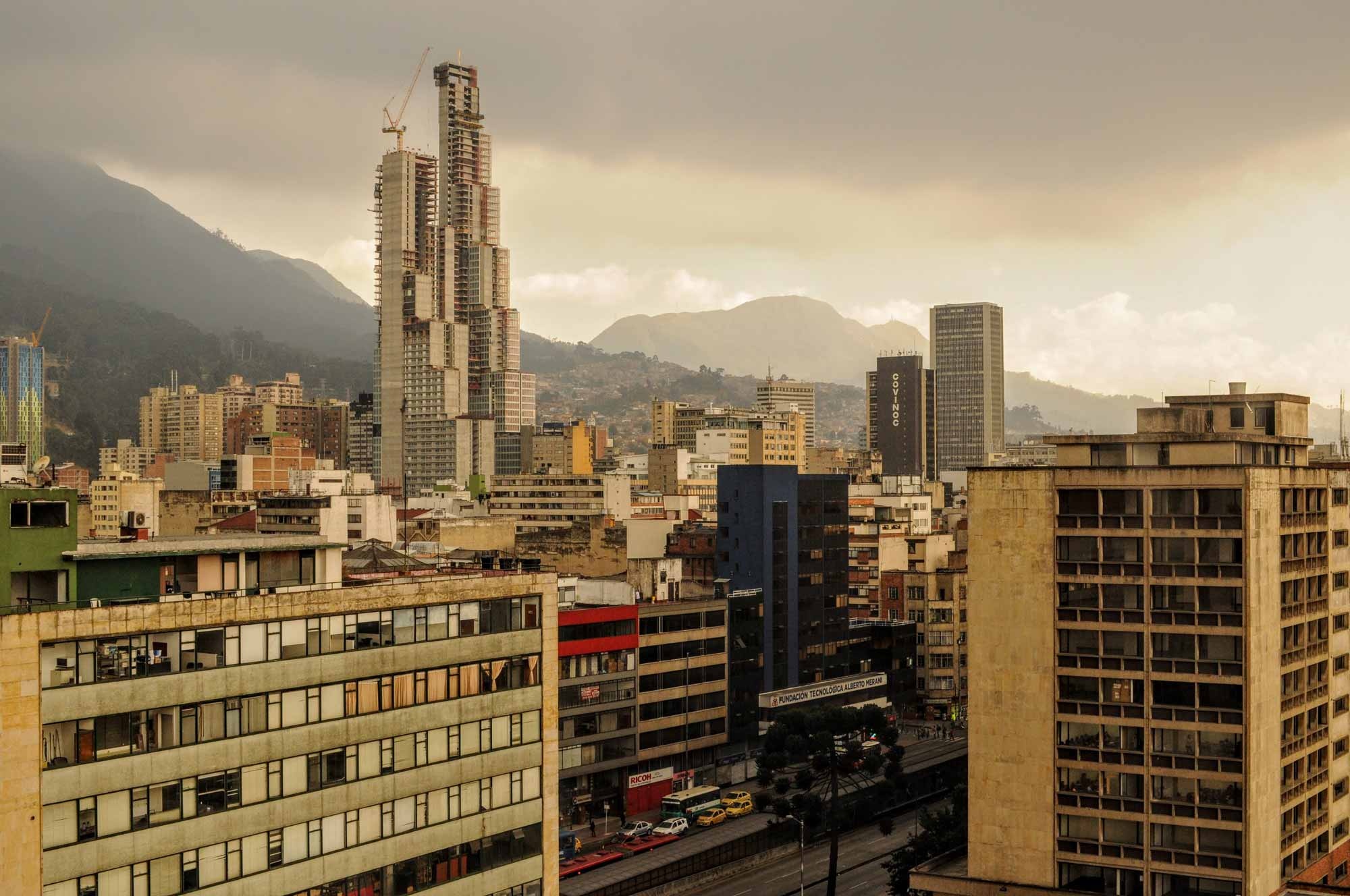 Bogota, Hauptstadt, Kolumbien, 2000x1330 HD Desktop