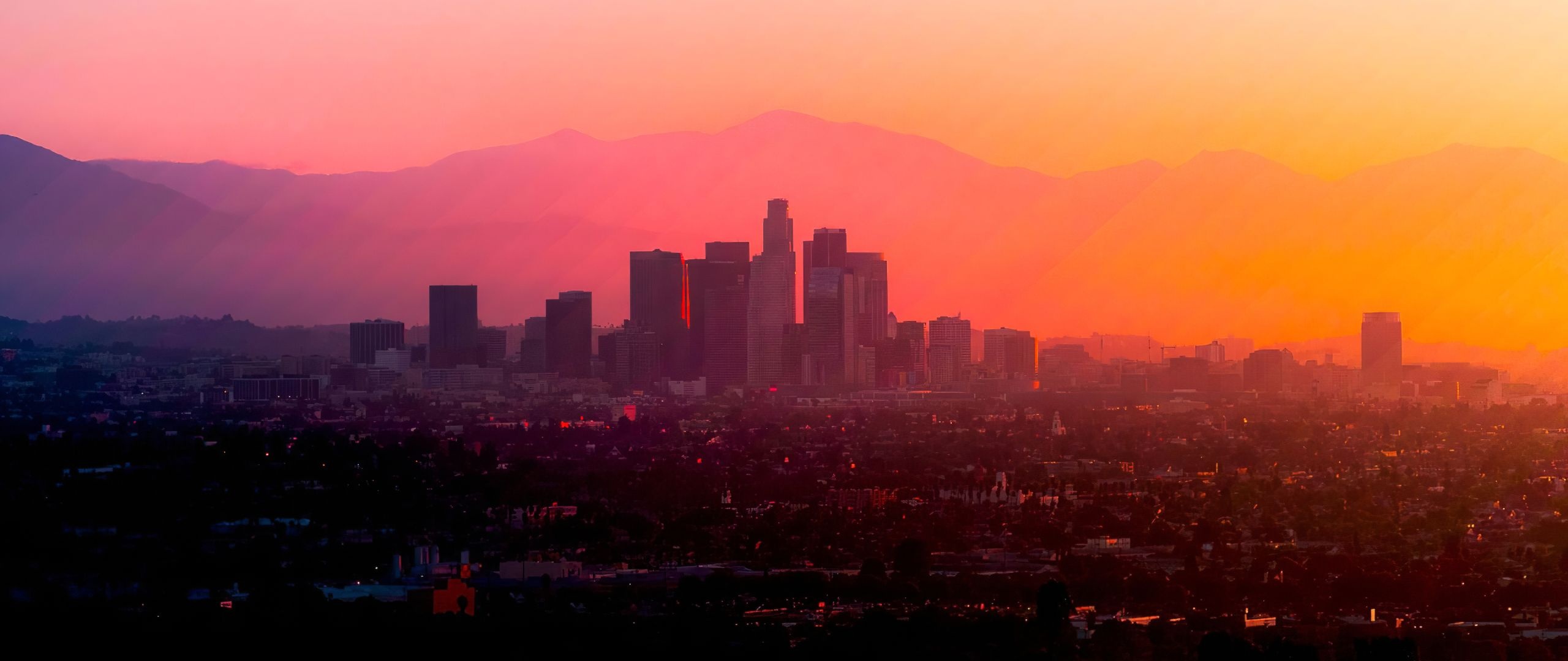 Los Angeles: The 14th largest city in land area in the United States. 2560x1080 Dual Screen Background.