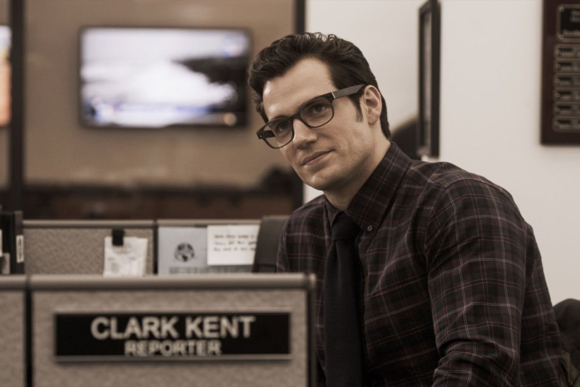 Clark Kent, Office superhero, Simple ways, 2000x1340 HD Desktop