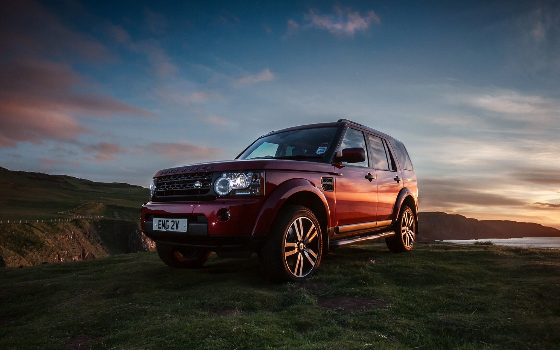 Land Rover: The Special Edition Discovery XD was introduced in 1997. 1920x1200 HD Background.