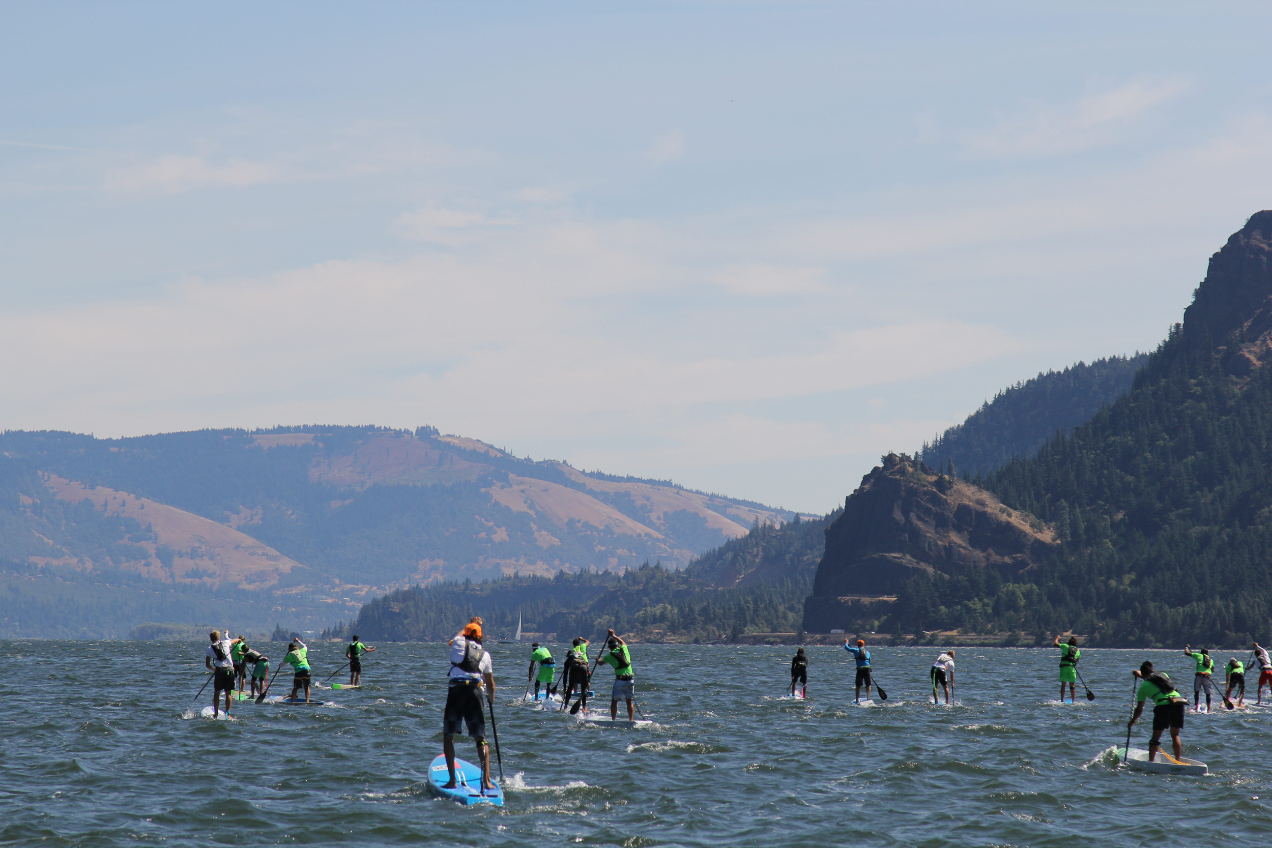 Stand up paddleboarding on the Columbia River, Water sport, SUP experience, Scenic beauty, 2500x1670 HD Desktop