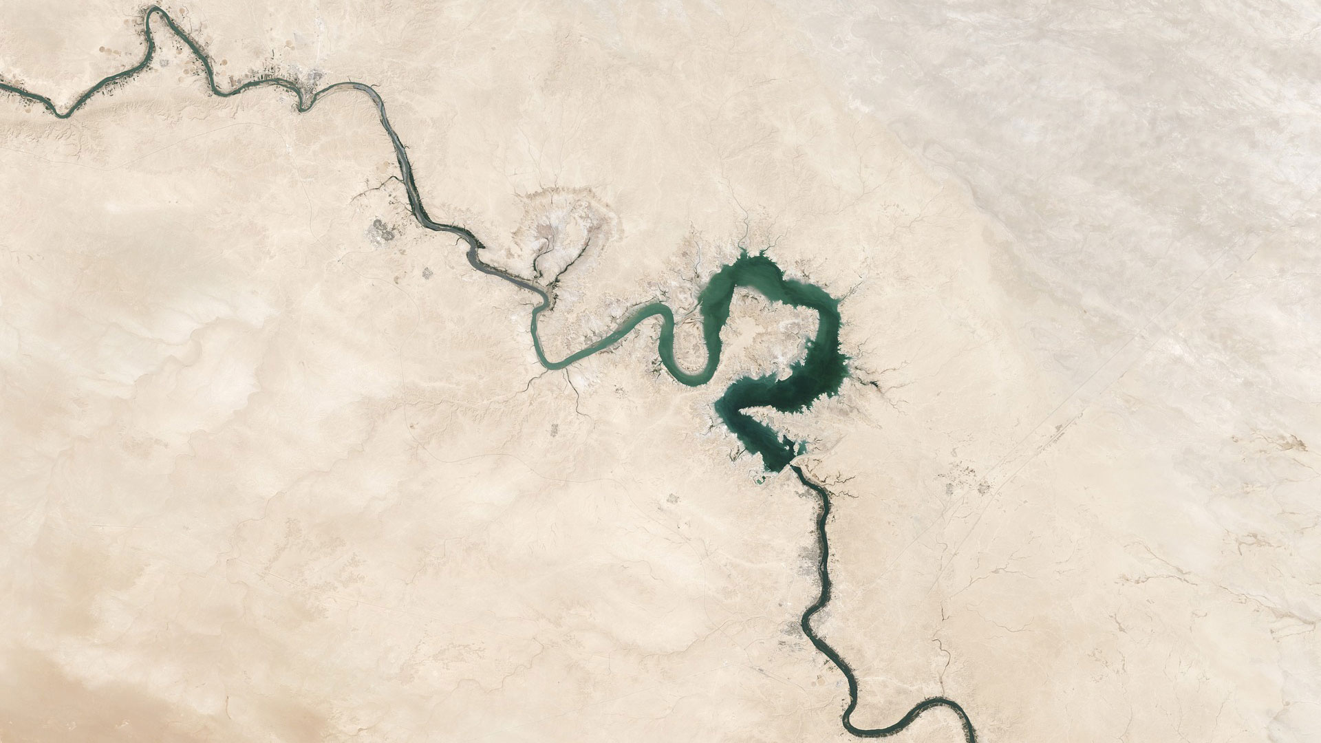 Euphrates River, Fertile crescent, Arid conditions, Syria's risk, 1920x1080 Full HD Desktop