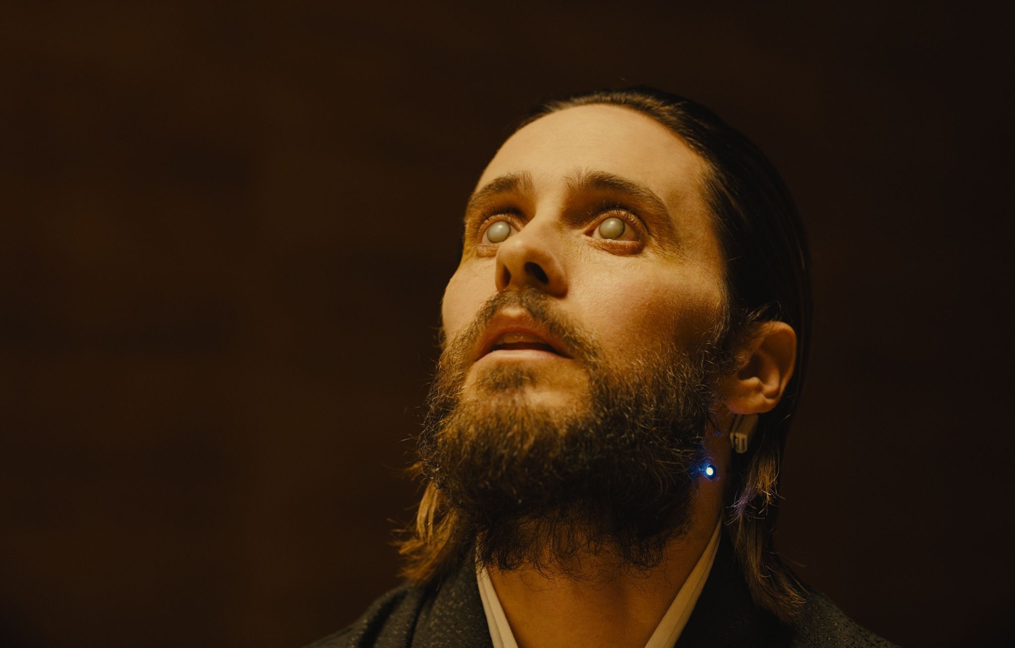 Jared Leto, Blade Runner mystery, Intriguing investigation, Actor's role, 2050x1310 HD Desktop