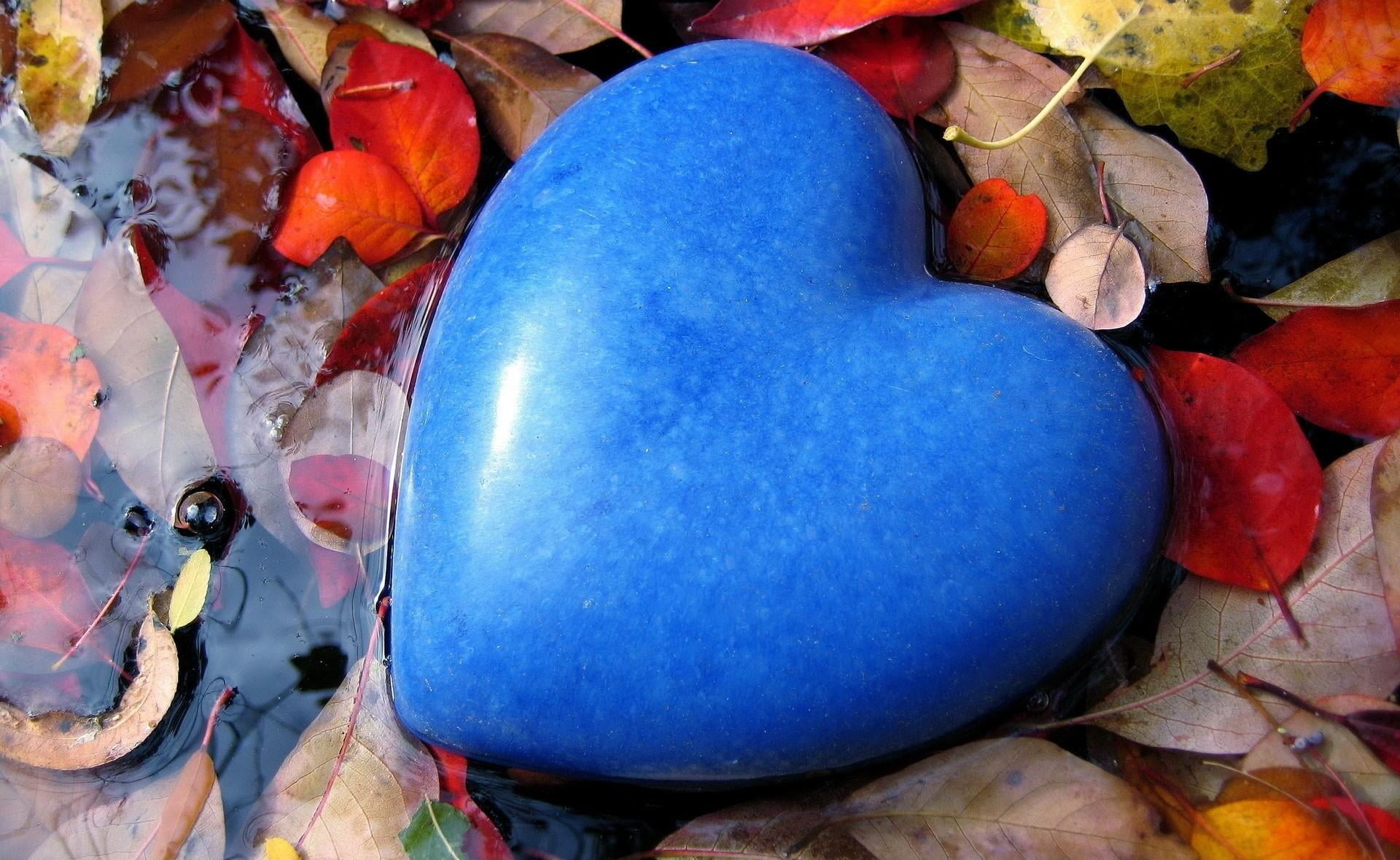 Heart Shape, Blue stone on water, HD wallpaper, 1920x1180 HD Desktop