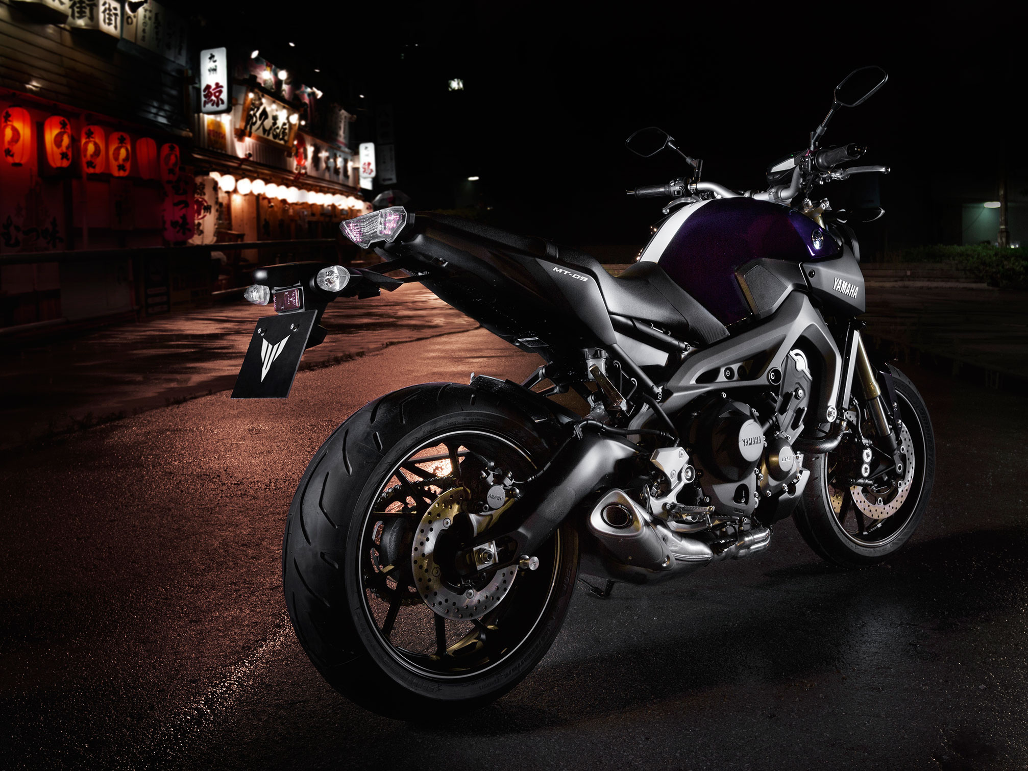 Yamaha MT-09, Aggressive stance, Dynamic performance, Sporty aesthetics, 2020x1520 HD Desktop