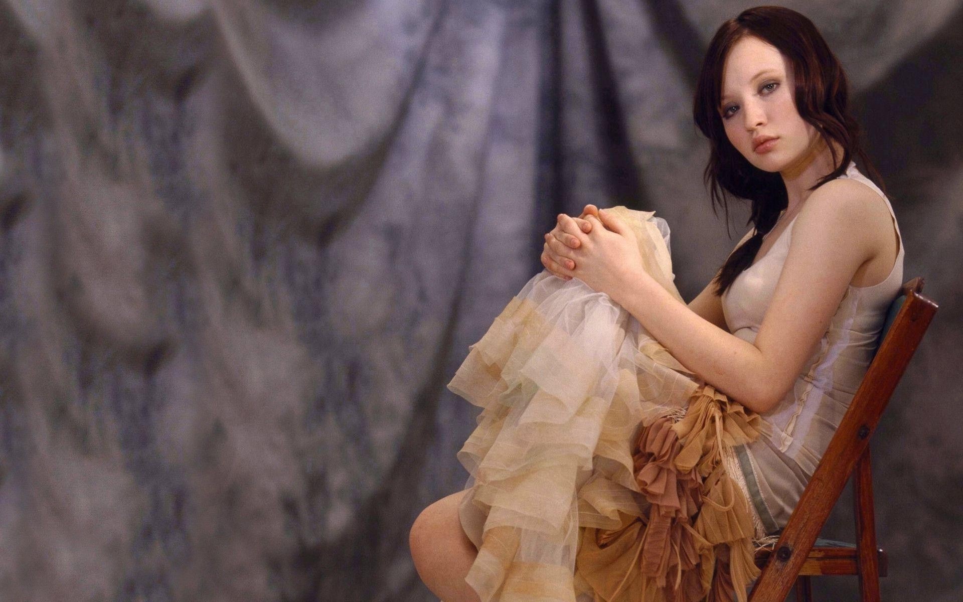 Emily Browning wallpapers, HD background images, Wallpapercat collection, Stunning visuals, 1920x1200 HD Desktop