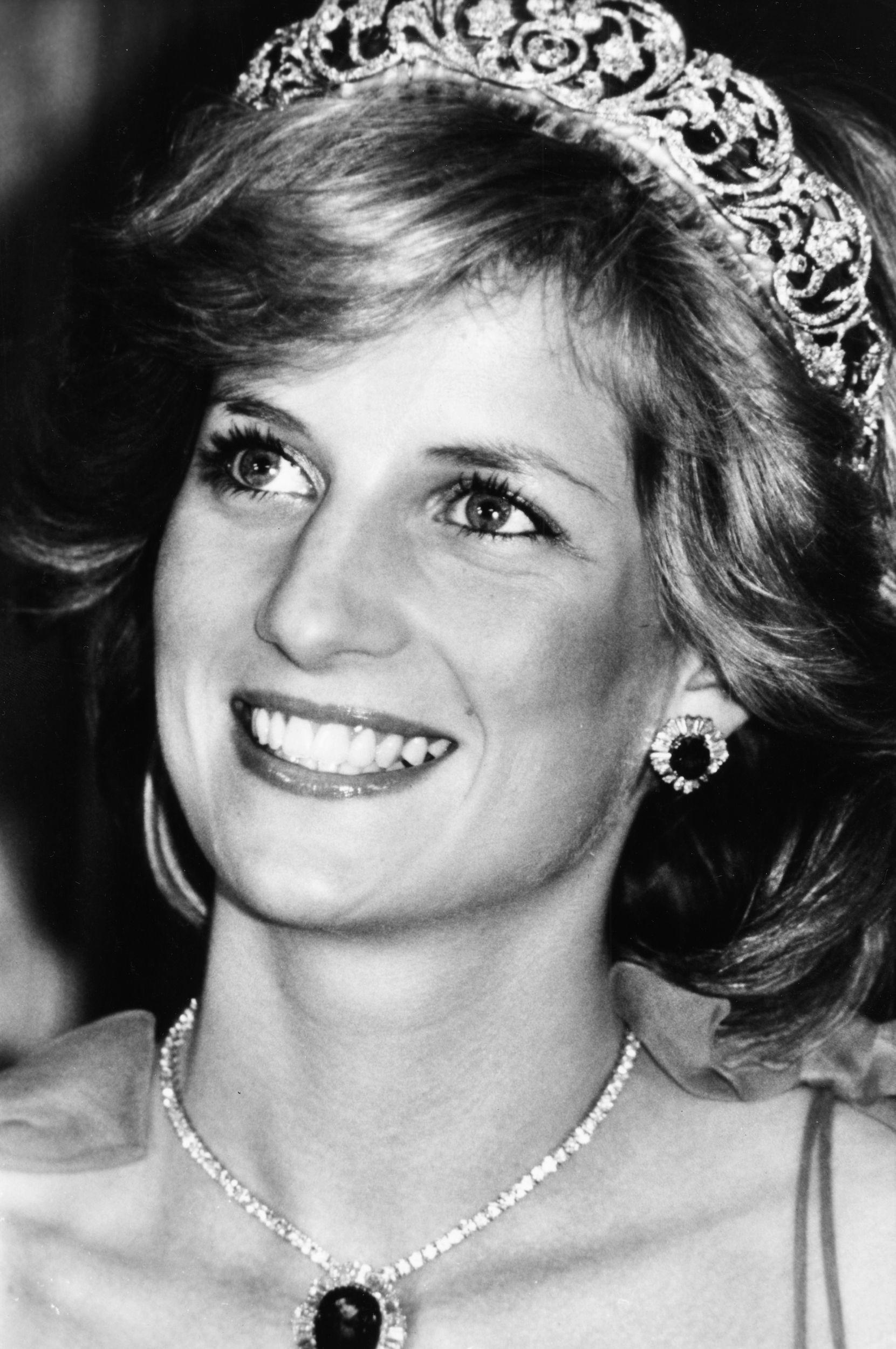 Princess Diana: The mother of William and Harry, Successors to the British throne. 1670x2500 HD Background.