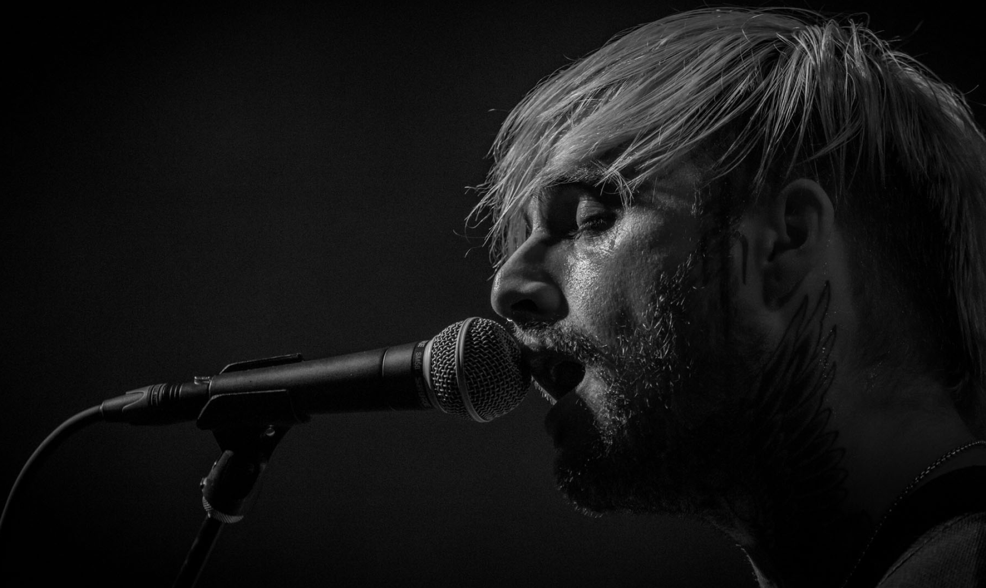 Highly Suspect, Epic performance, 105. 7 The Point, Rockin' vibes, 2000x1200 HD Desktop
