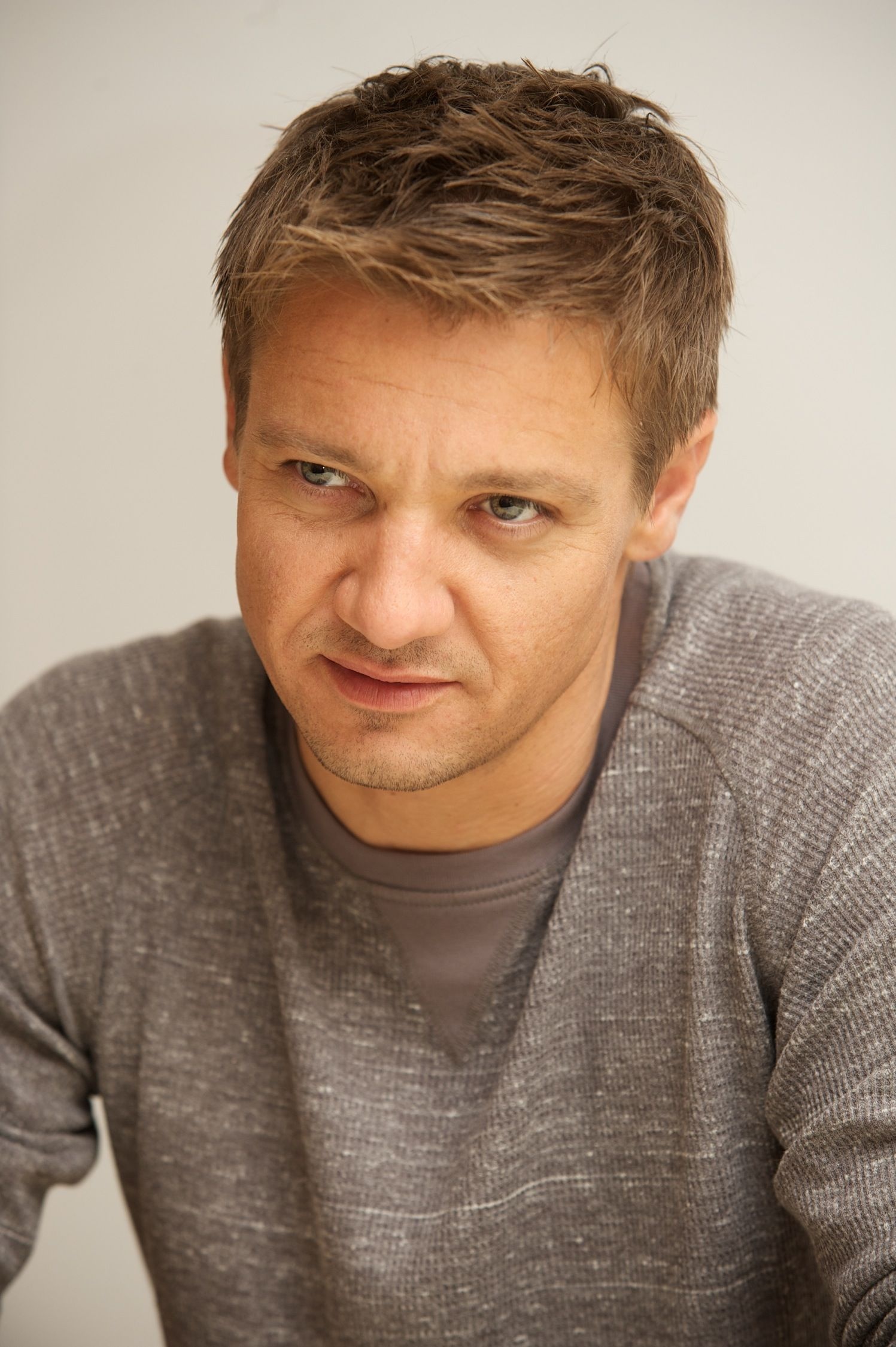 Jeremy Renner, Images, Icons, Photos, 1500x2250 HD Phone