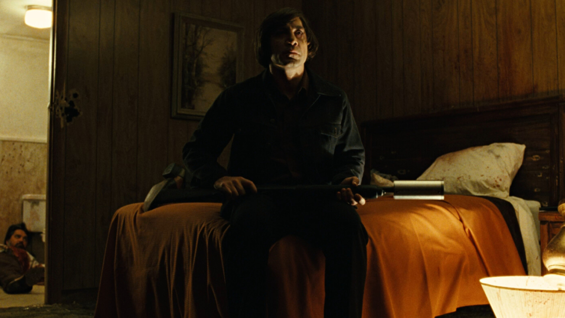 No Country For Old Men (Movie): Anton Chigurh, A 2007 American film written and directed by Joel and Ethan Coen. 1920x1080 Full HD Wallpaper.