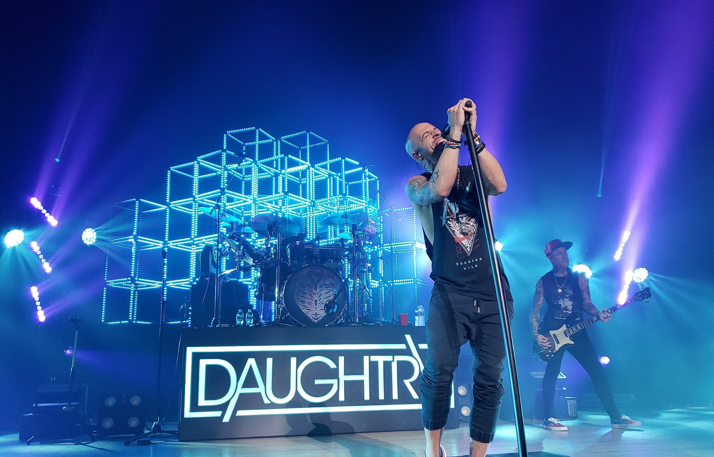 Daughtry band, fall concert in Portland, Maine, 2500x1610 HD Desktop