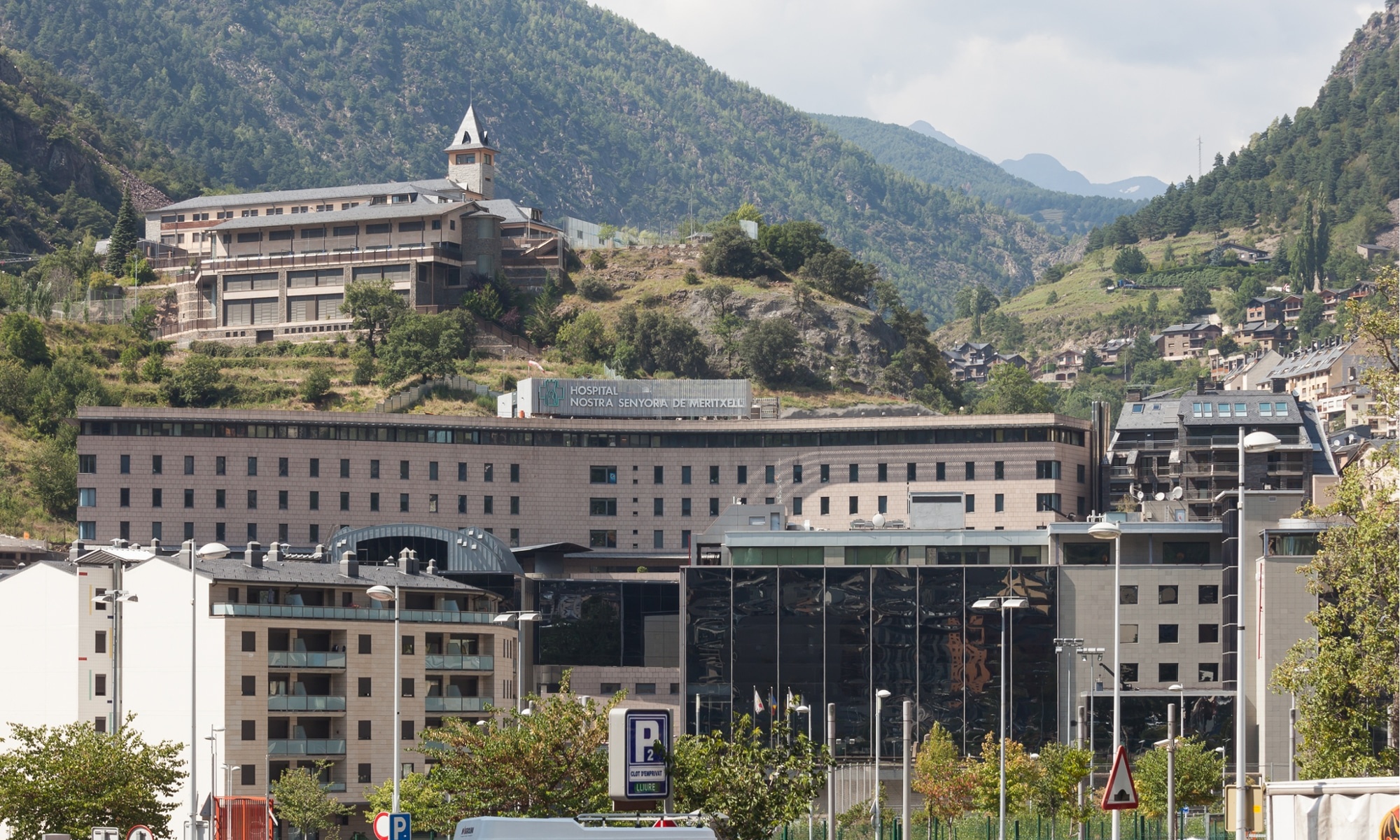 Andorra's healthcare system, Quality healthcare, Essential information, Andorra Guides, 2000x1200 HD Desktop