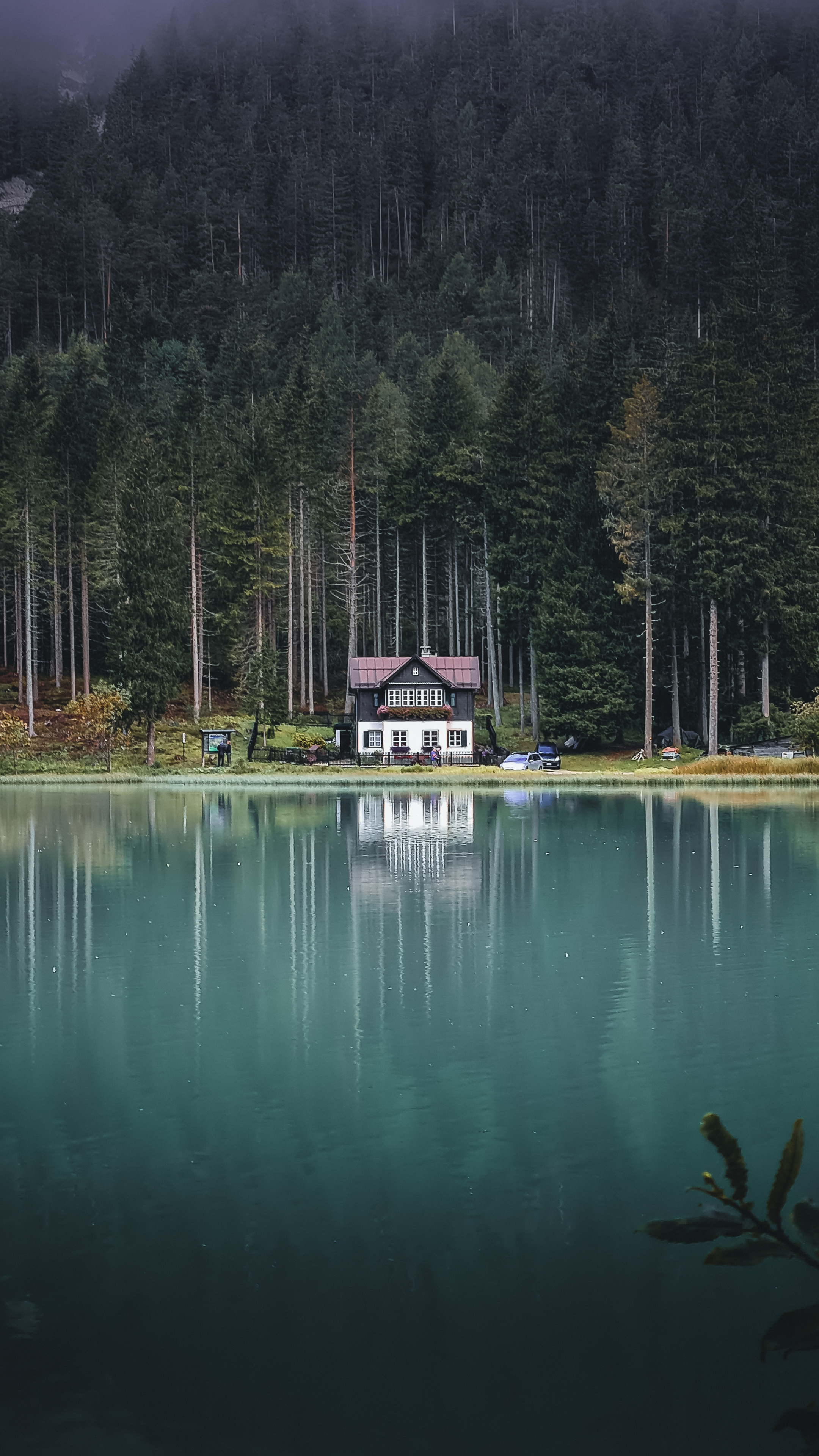 Country house, Lake shore, Serene nature, Tranquility captured, 2160x3840 4K Handy