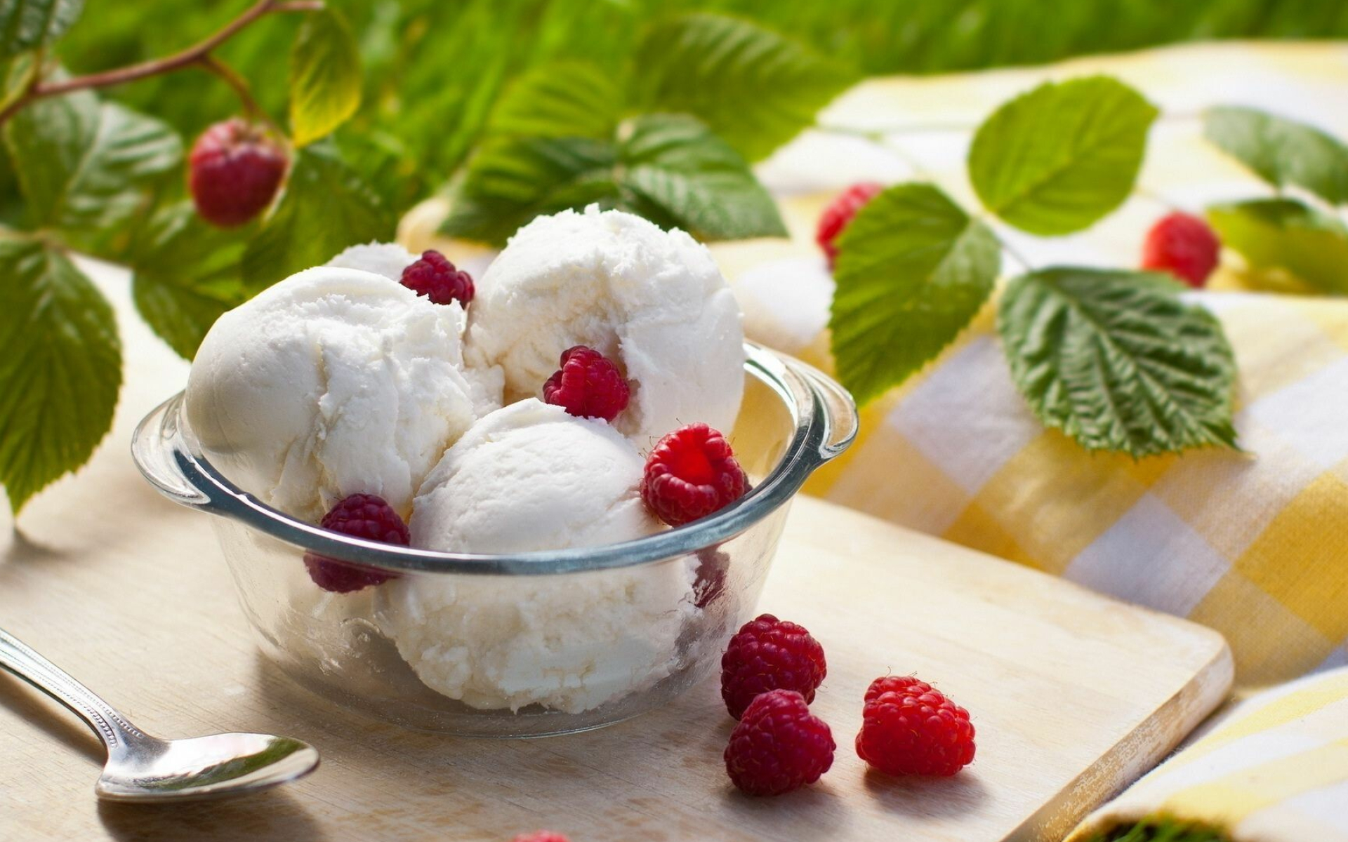 Ice Cream: Can be made using fruits, vegetables, and milk instead of sugar. 1920x1200 HD Wallpaper.