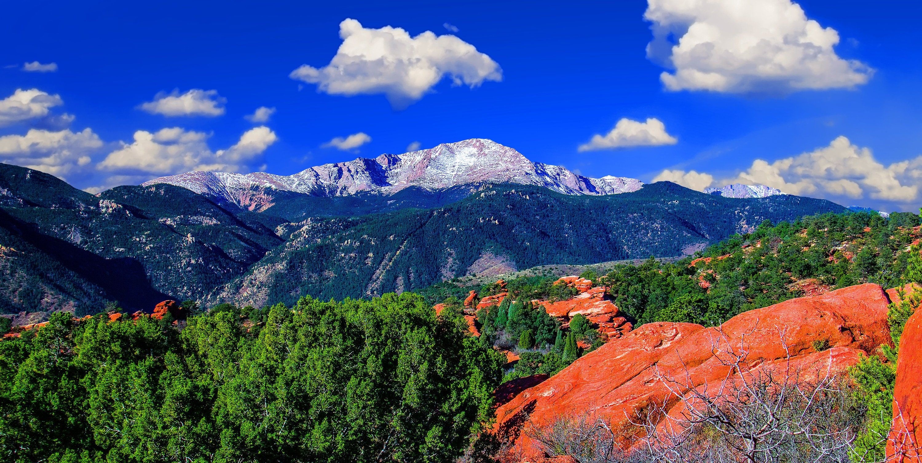 Pikes Peak, Red rocks art, Rocky mountain beauty, Colorado scenery, 3000x1510 HD Desktop