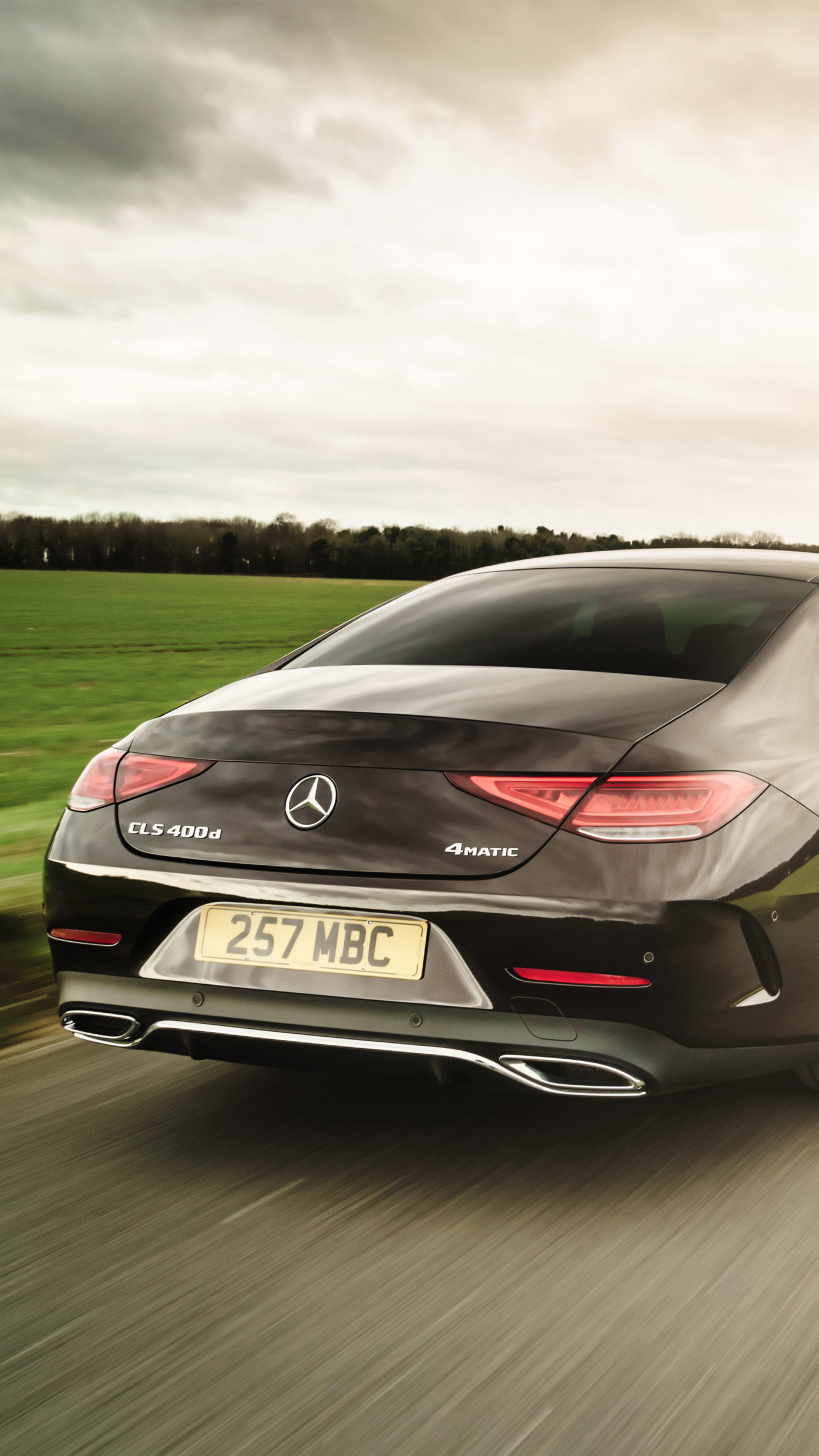 Mercedes-Benz CLS 400, AMG 4K, Sony Xperia X, High-quality wallpapers, 2160x3840 4K Phone