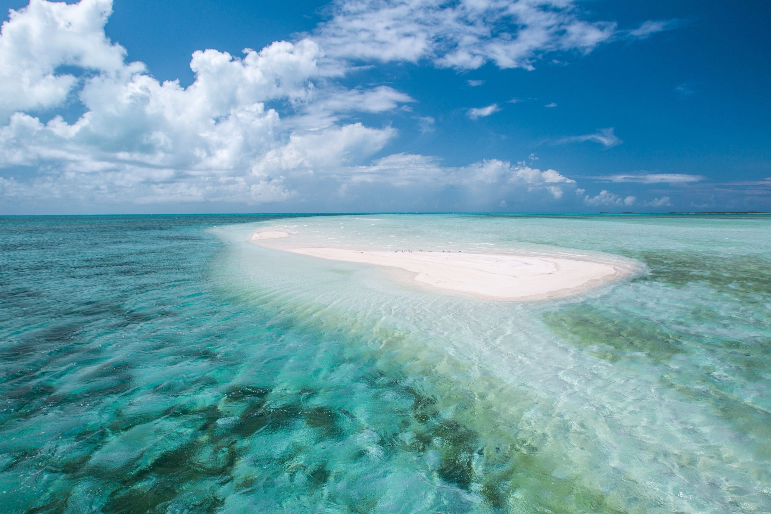 Bahamas Airports, Beach proximity, Travel convenience, Island paradise, 2560x1710 HD Desktop