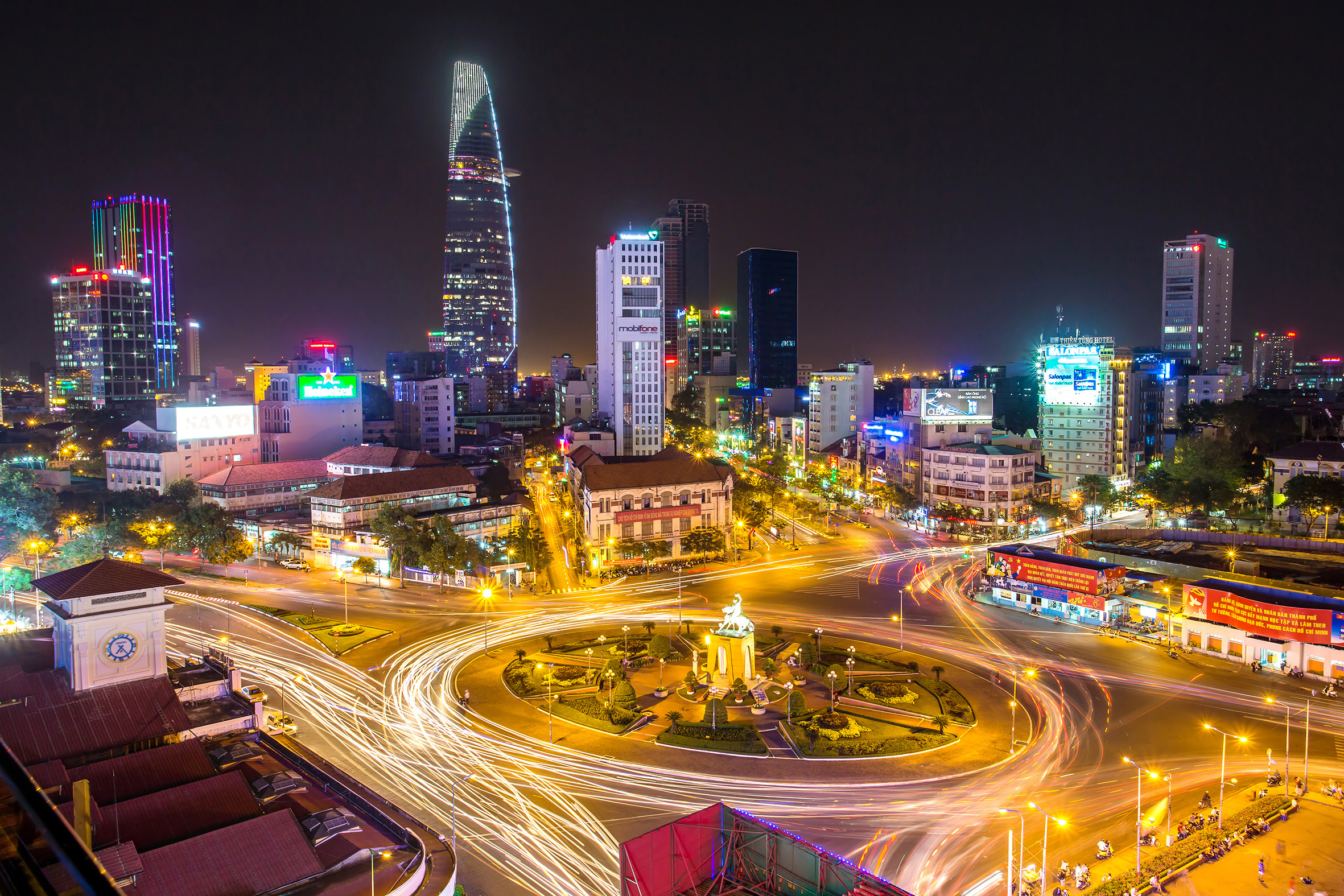 Ho Chi Minh City, Man-made structures, HQ pictures, 4K wallpapers, 2370x1580 HD Desktop