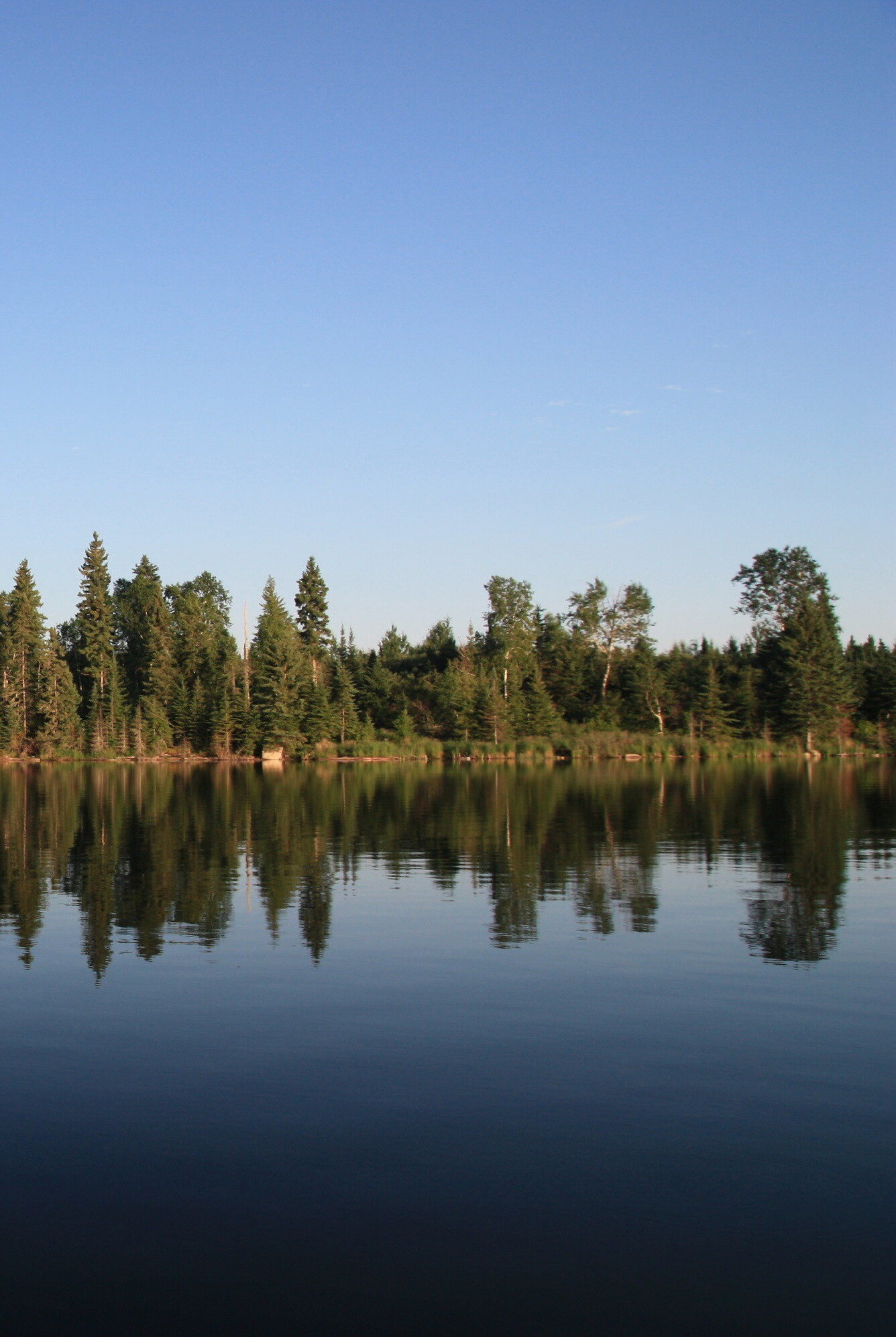 Winnipegosis Lake retreat, Relaxing getaway, Reconnect with nature, Peaceful respite, 1340x2000 HD Phone