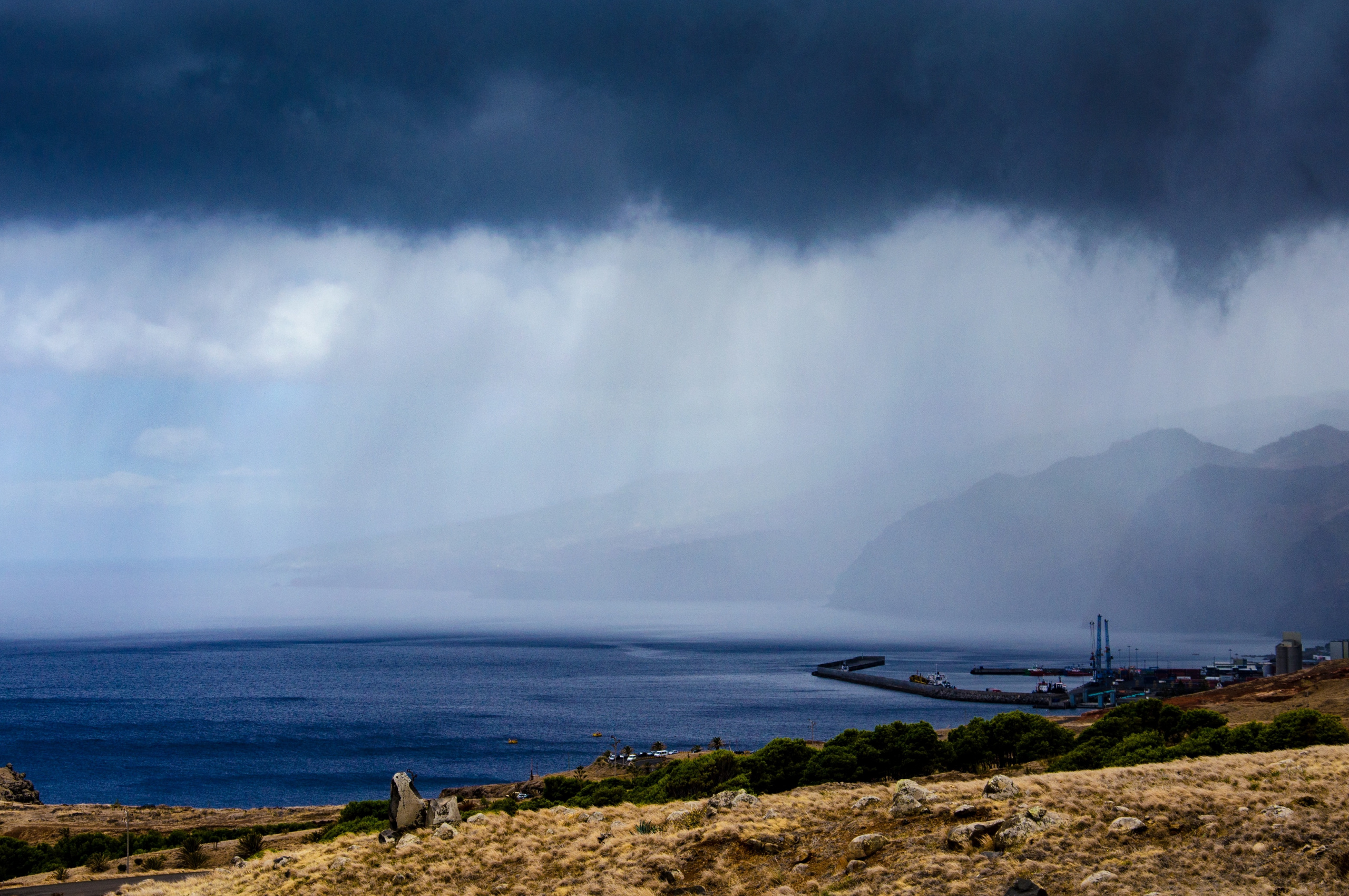 Madeira travels, Clouds over Madeira, 4K wallpaper, Scenic island, 2560x1700 HD Desktop