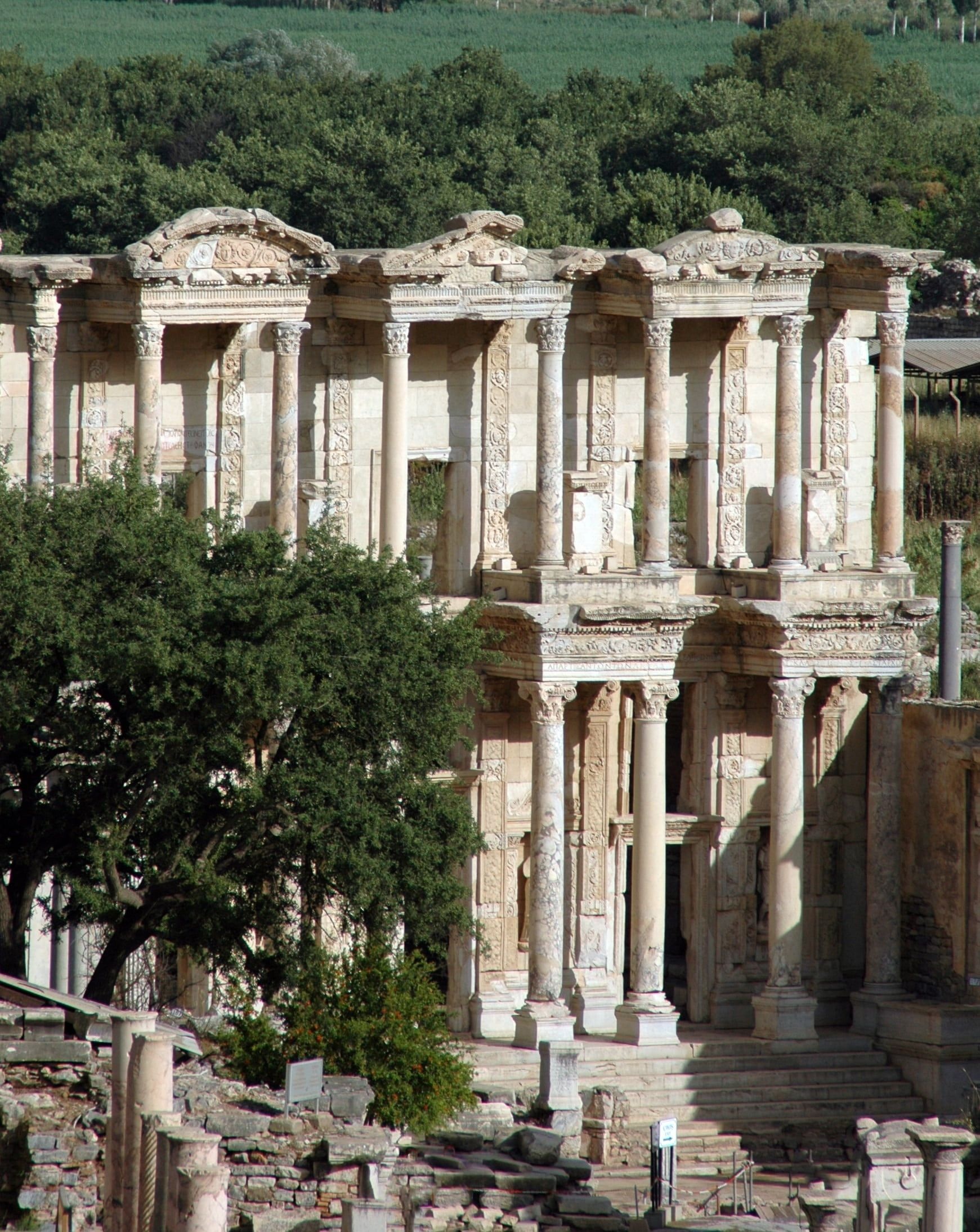 Rchlo Ulo encopy, Ephesus attractions, Hidden gems, Local charm, 1750x2190 HD Phone