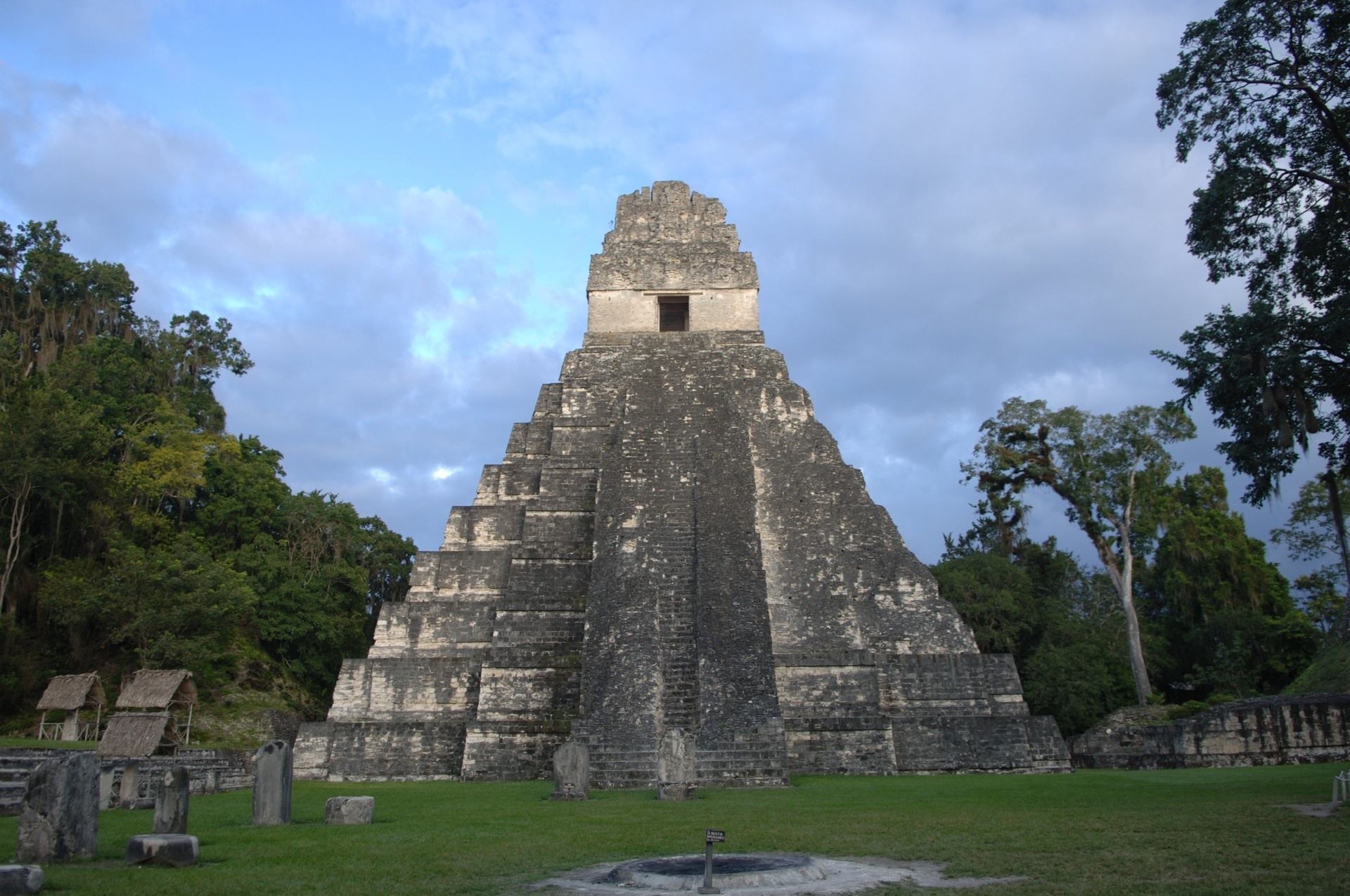 Maya civilization temple, Tikal pyramid, Ancient Guatemala ruins, Guatemala history, 1920x1280 HD Desktop