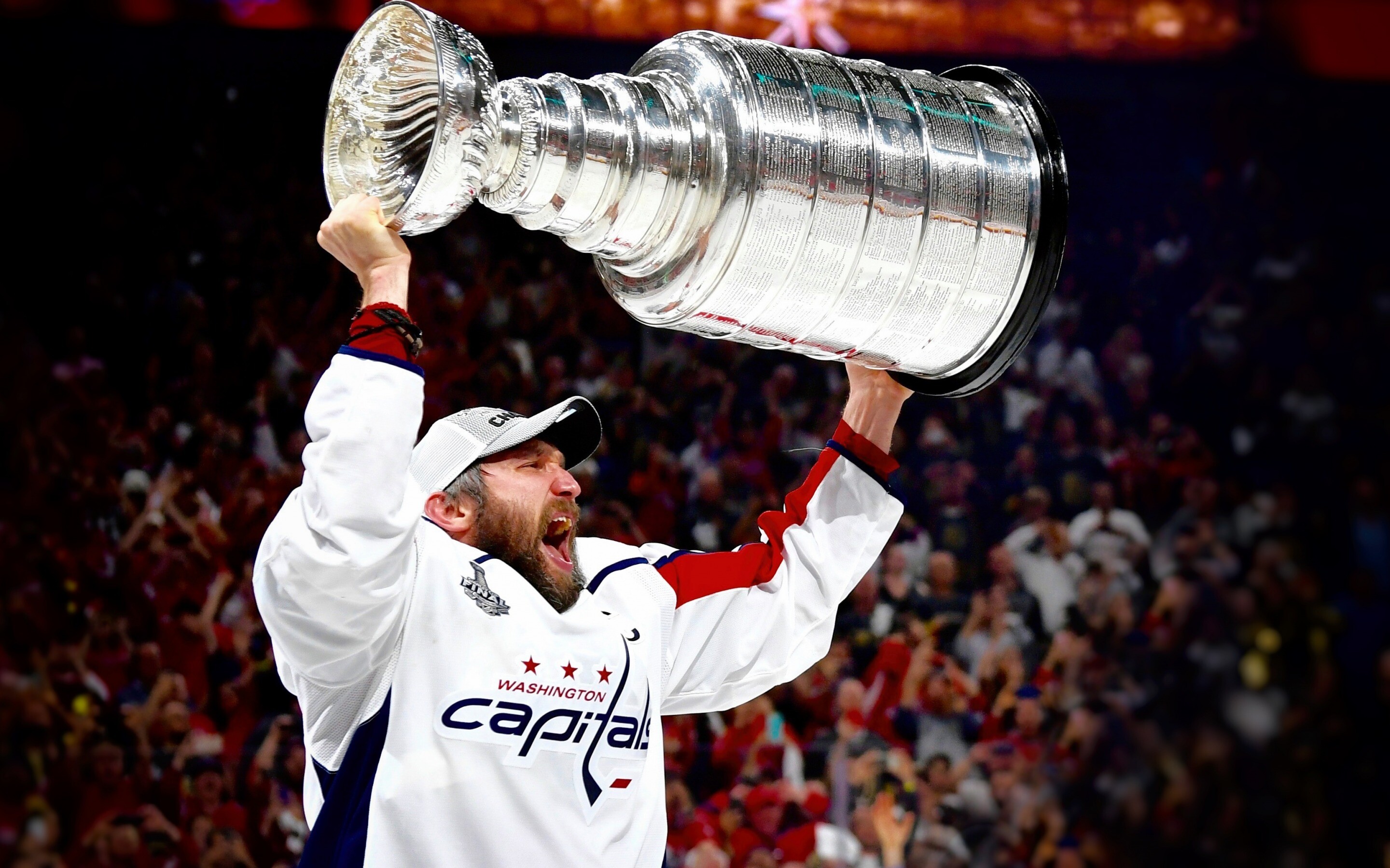 Alexander Ovechkin, Washington Capitals, Stanley Cup champions, NHL player, 2880x1800 HD Desktop