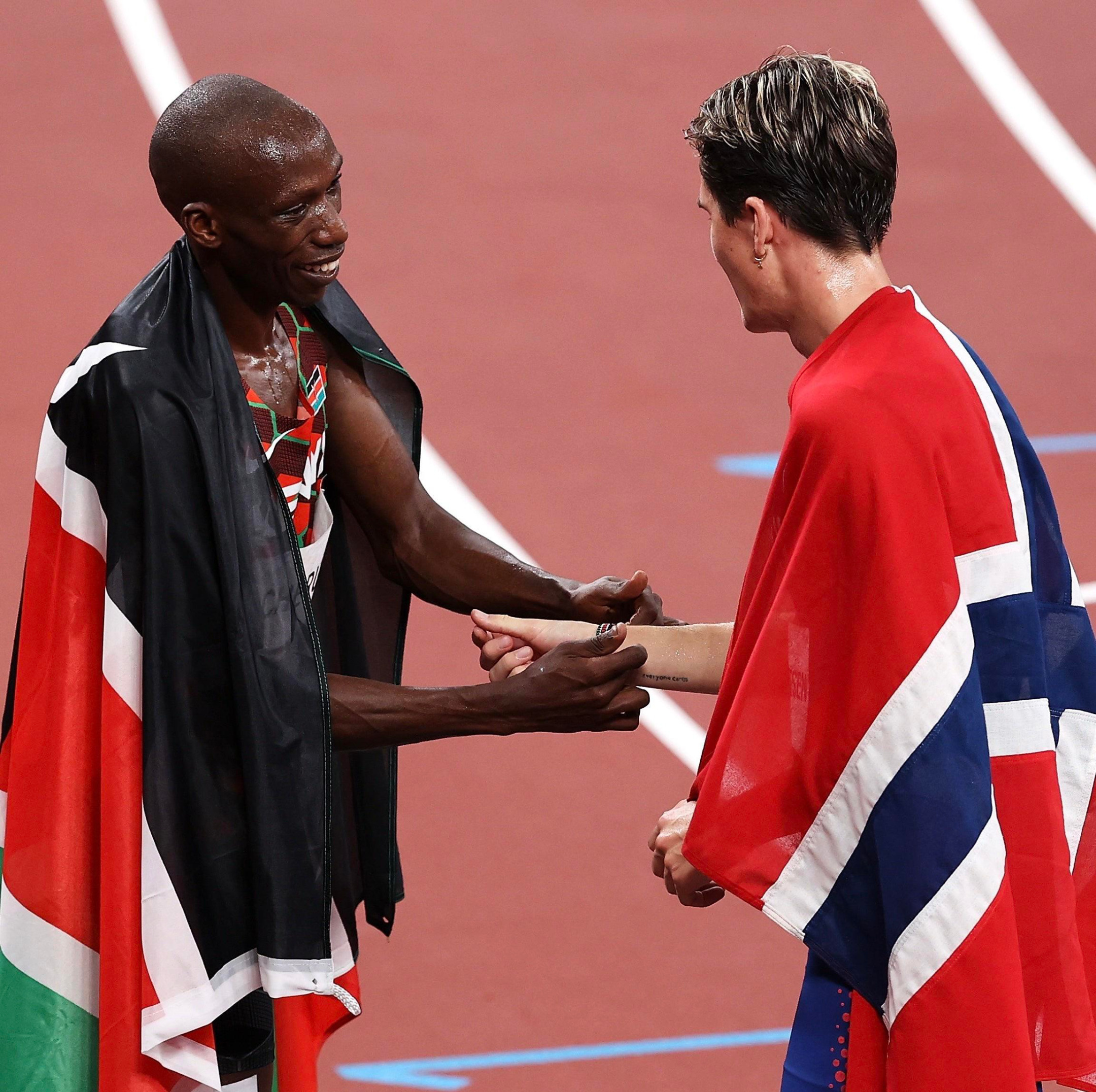 Timothy Cheruiyot, Track and field career, Middle-distance runner, Kenyan pride, 2160x2160 HD Desktop