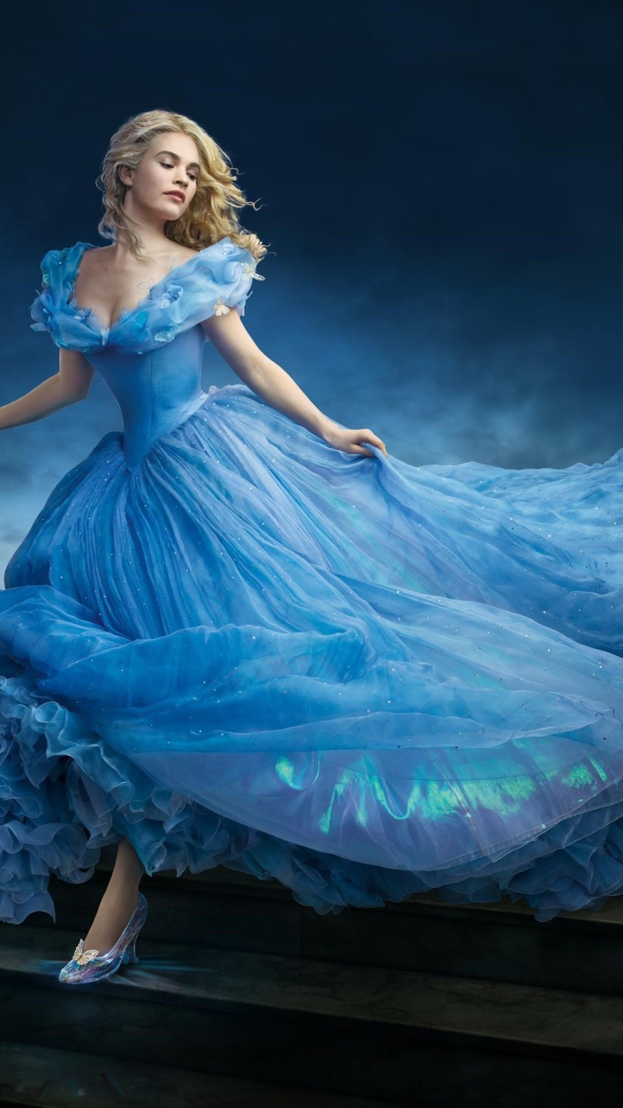 Lily James, Cinderella resolution, Disney princess dresses, Disney dresses, 2160x3840 4K Handy