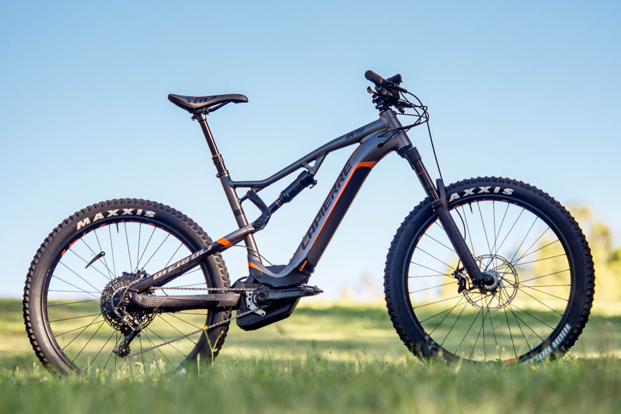 Lapierre Bikes, Overvolt AMI Bosch, Integrated powertube battery, E-mountainbike excellence, 2000x1340 HD Desktop