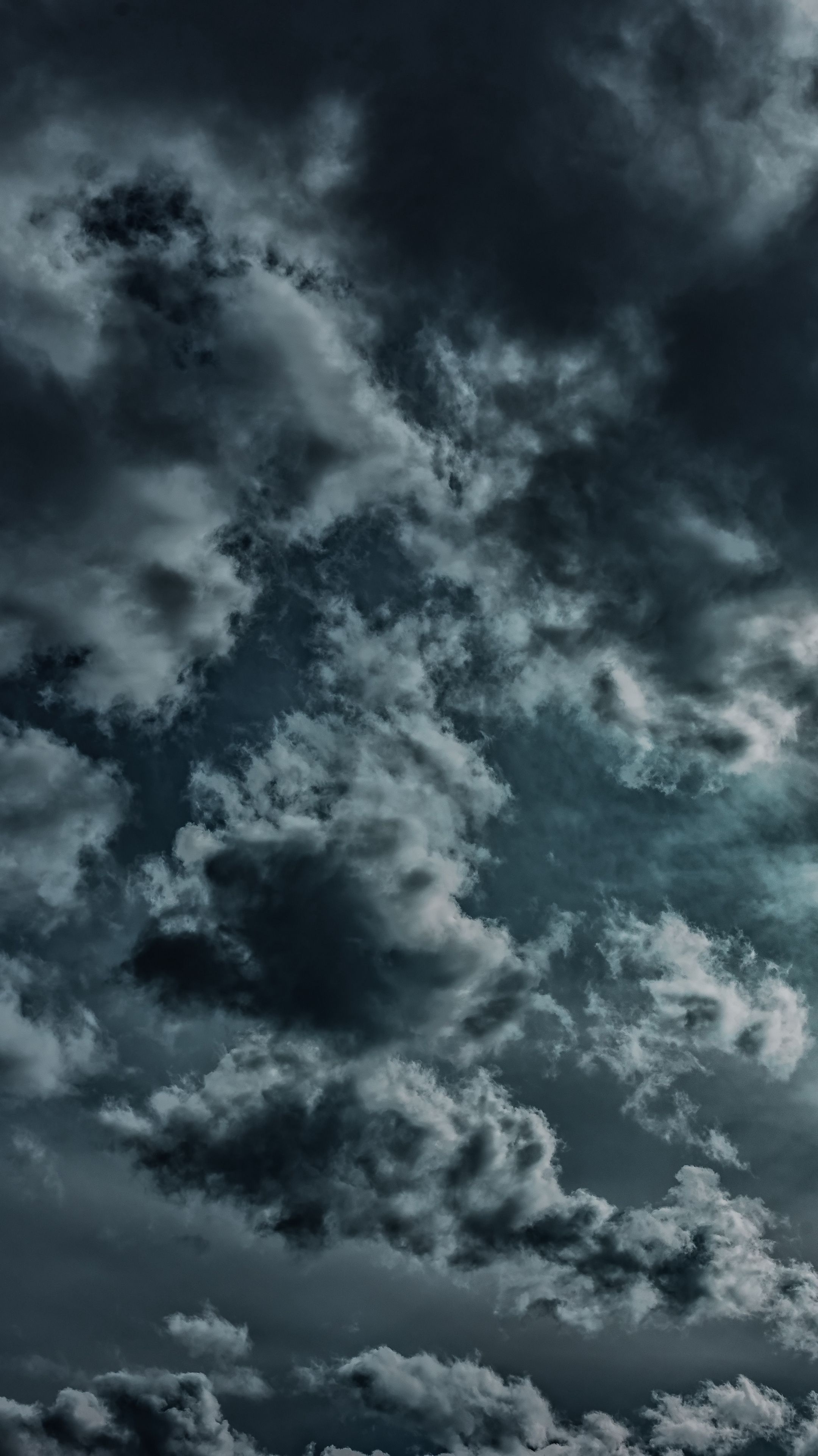Gray Cloudy Sky: Thunderstorm clouds, Dusk, Darkening pre-stormy skies. 2160x3840 4K Wallpaper.