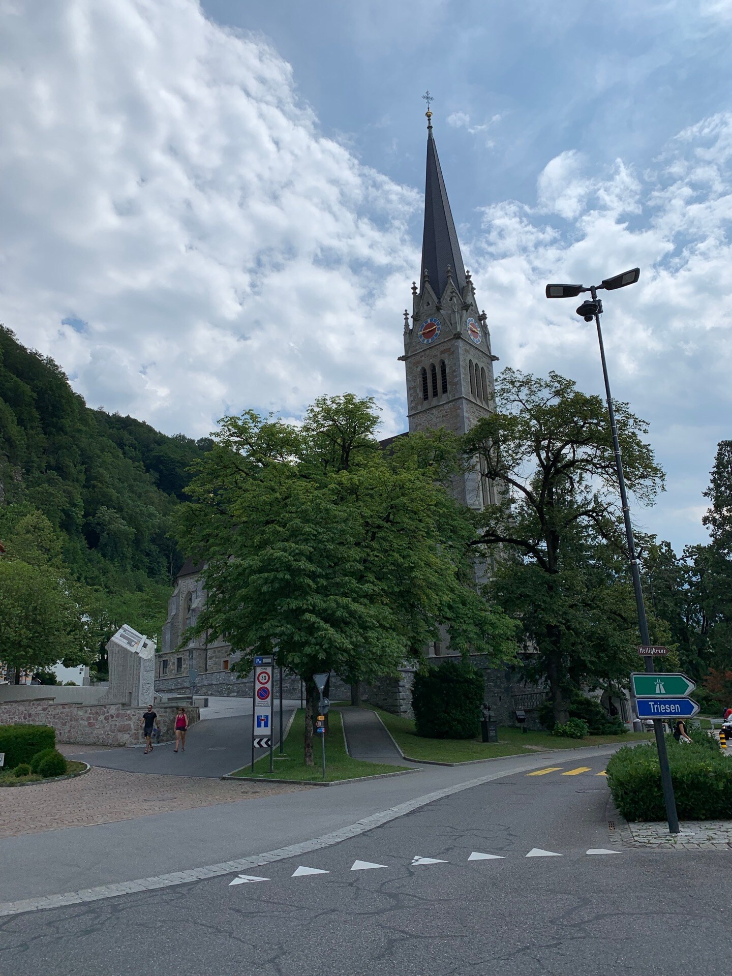 St. Florin Cathedral, Vaduz travel reviews, Travel guide, Iconic landmark, 1440x1920 HD Handy