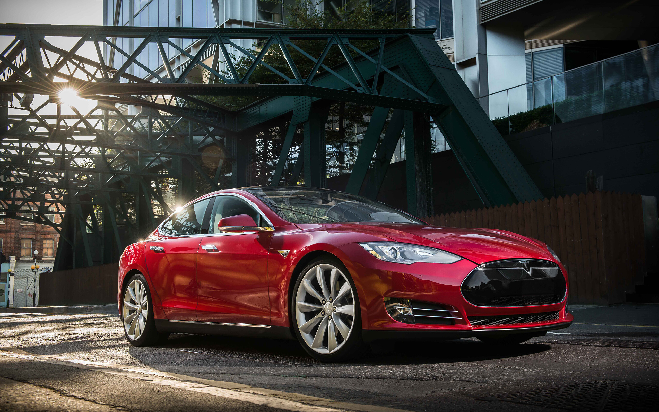Tesla Model S: Tesla's largest and most powerful sedan, Deliveries began on June 22, 2012. 2560x1600 HD Wallpaper.
