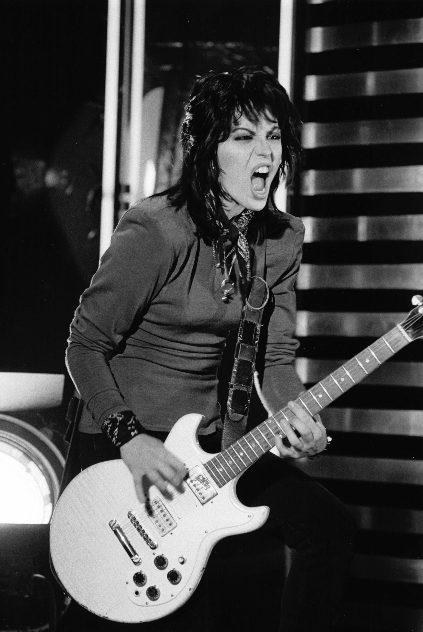 Joan Jett, Music review, Undeniable talent, Iconic musician, 1370x2050 HD Phone